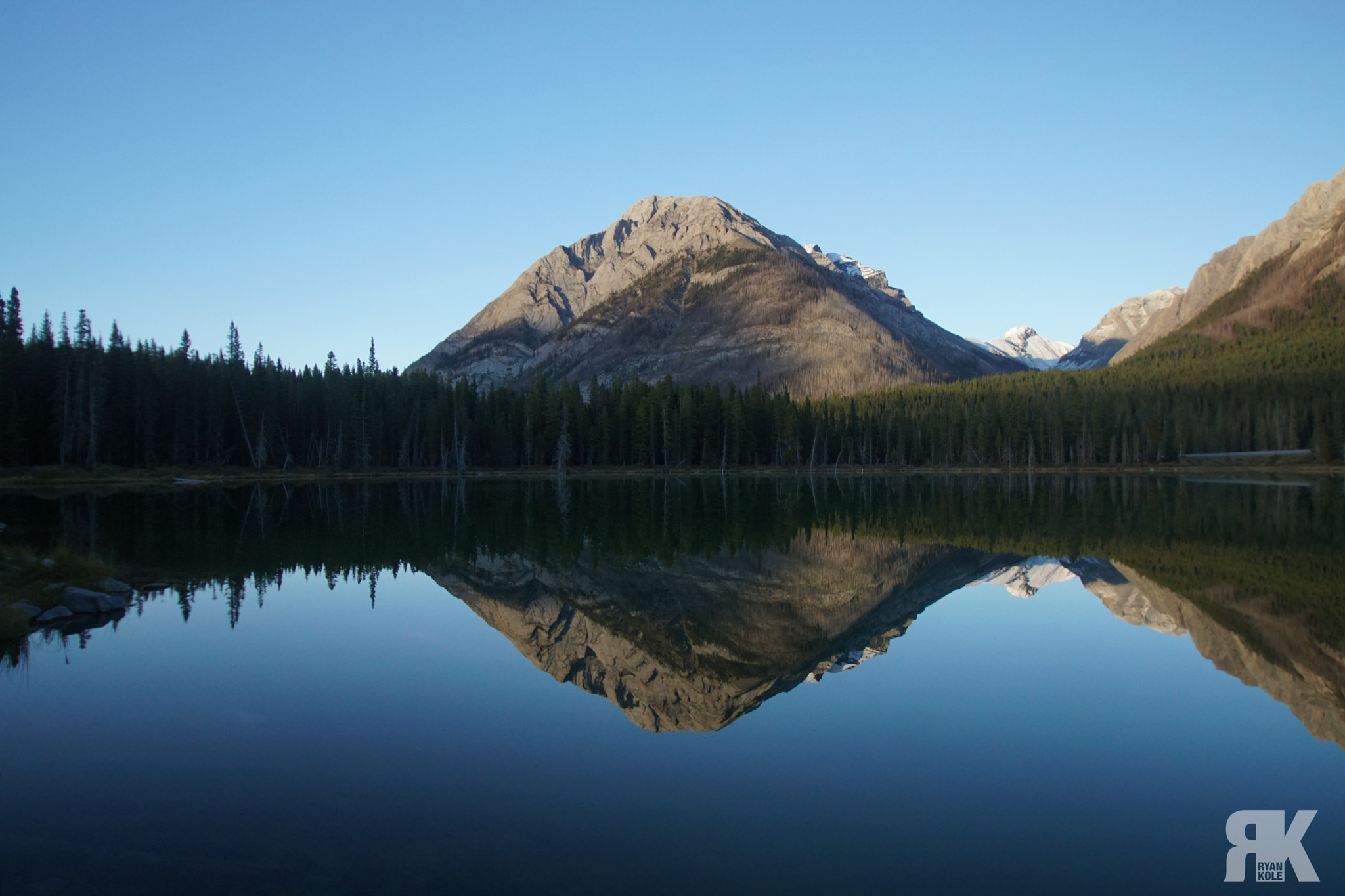 Sony ILCA-77M2 + DT 10-24mm F3.5-4.5 SAM sample photo. Buller pond sunset photography