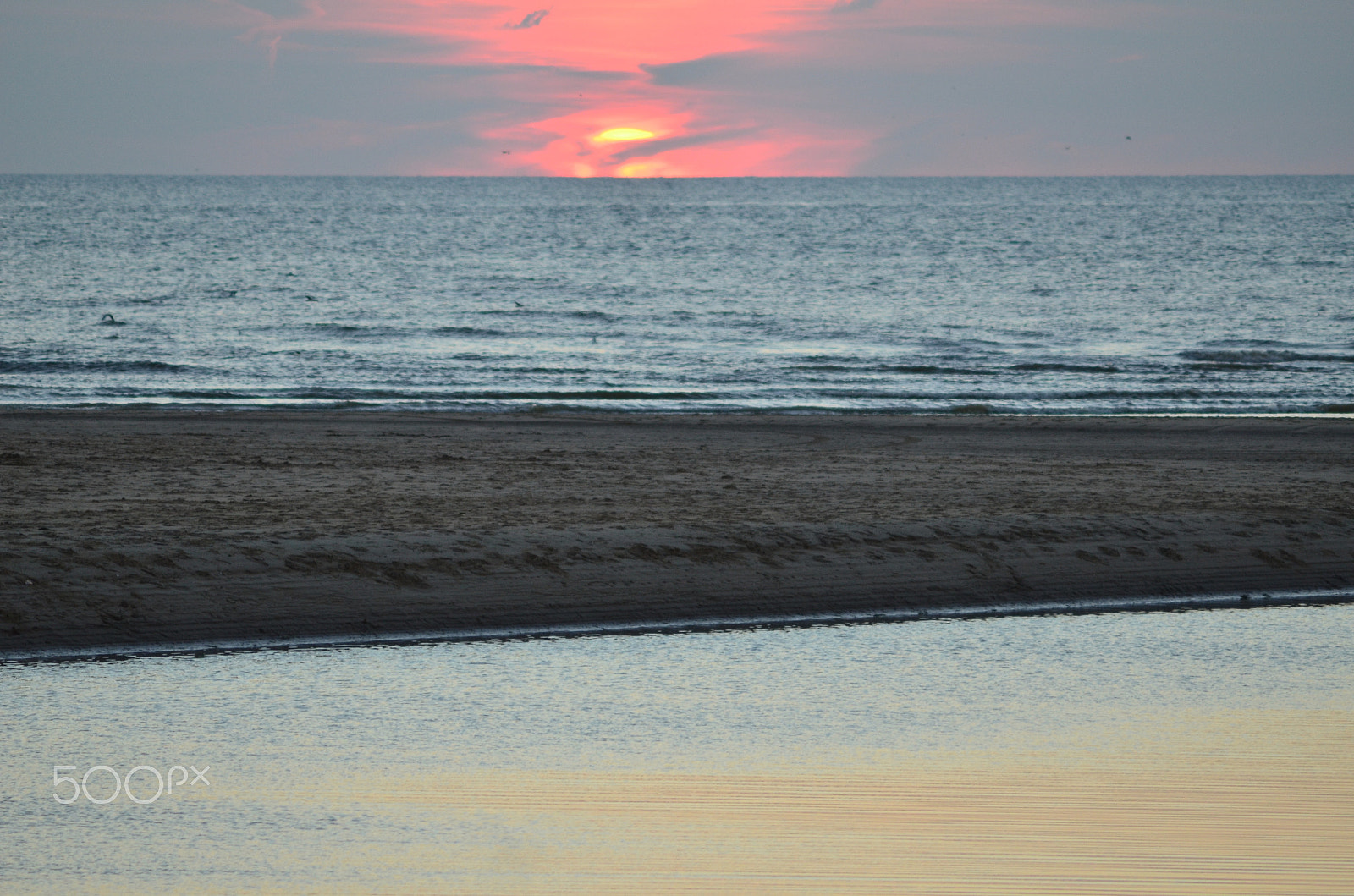 AF Zoom-Nikkor 70-210mm f/4 sample photo. Sunset photography