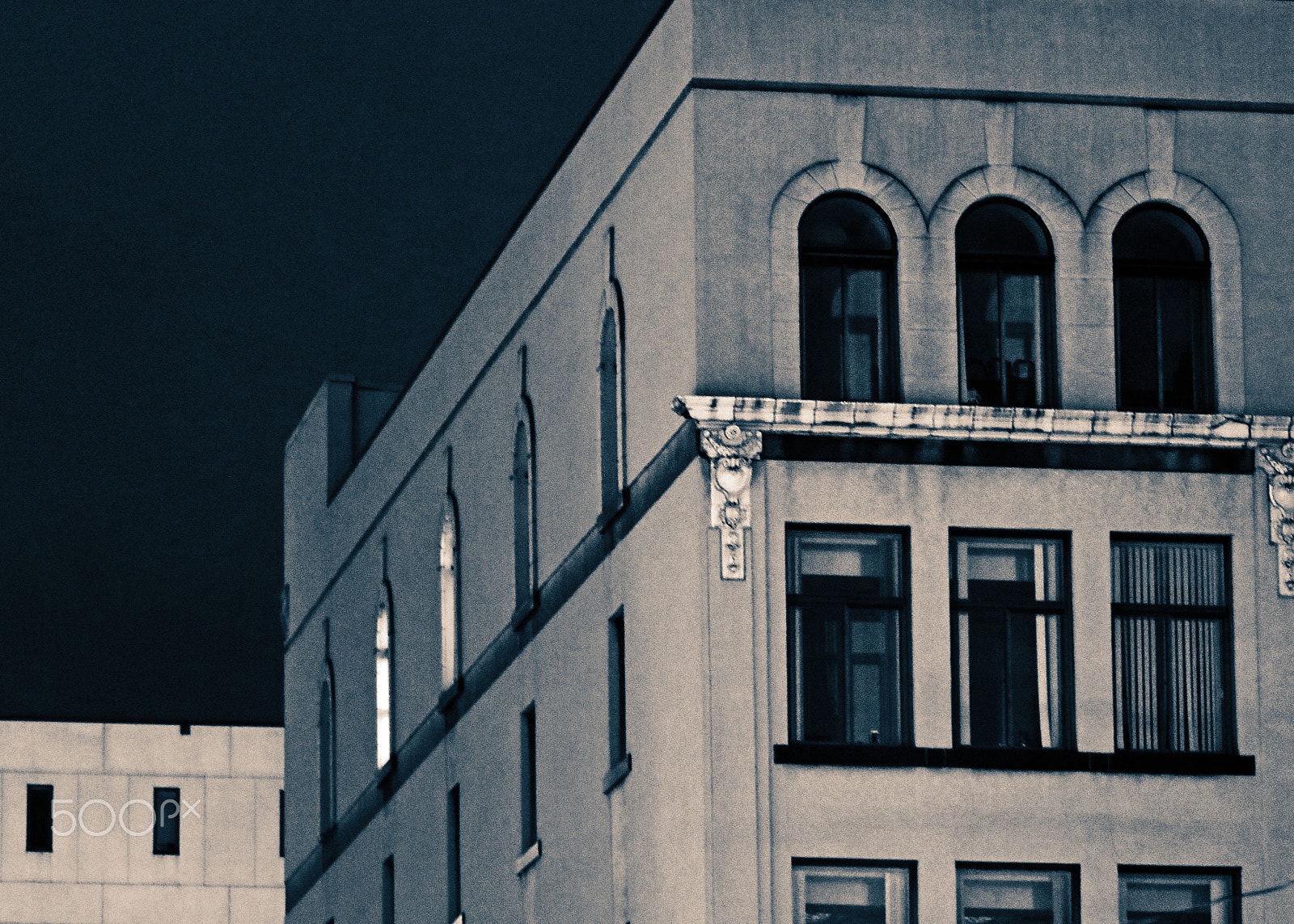 Pentax smc D-FA 100mm F2.8 Macro WR sample photo. Night in pittsburgh photography