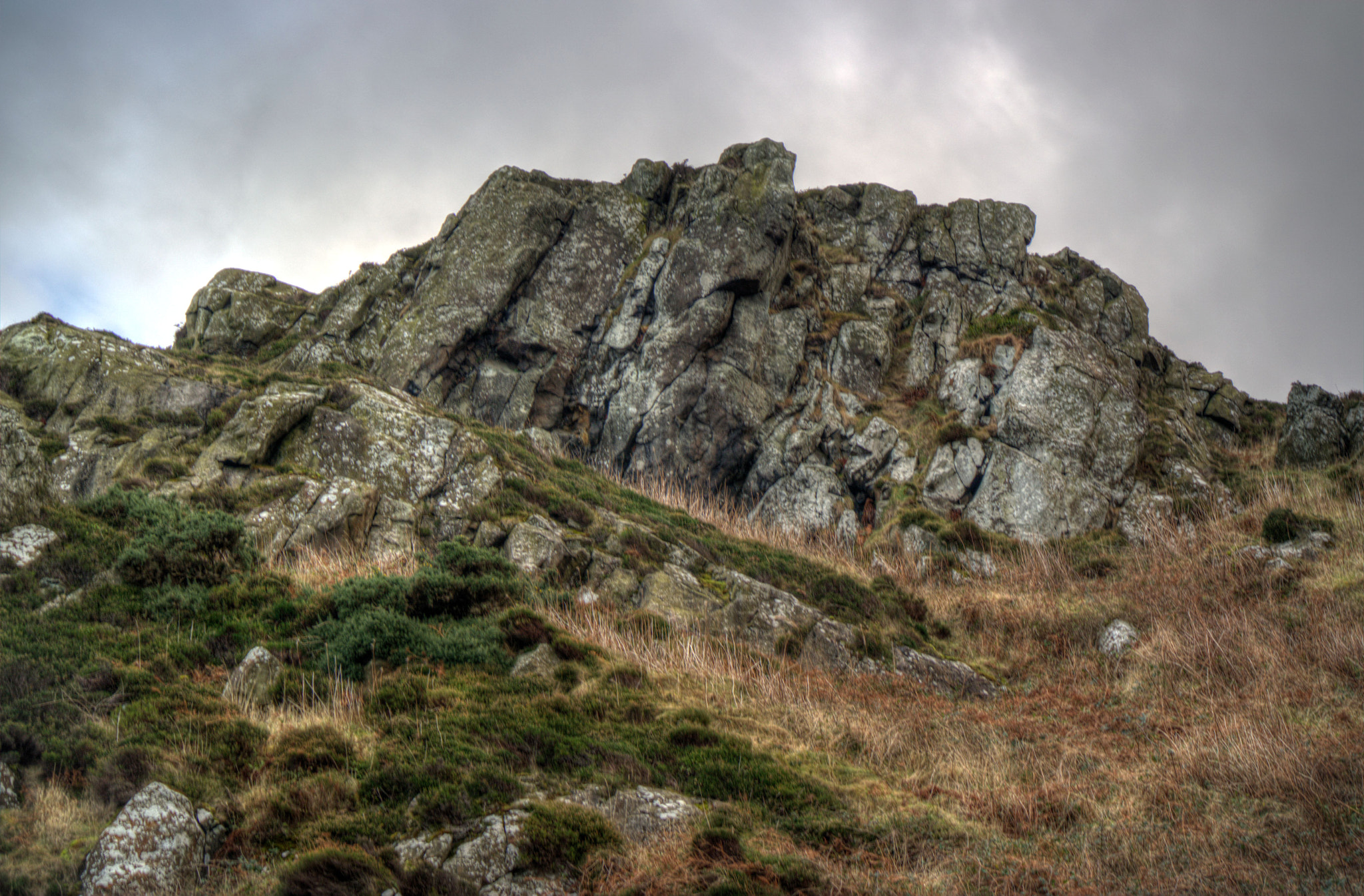 Samsung NX2000 + Samsung NX 50-200mm F4-5.6 ED OIS sample photo. Ballygally head outcrop 1 photography