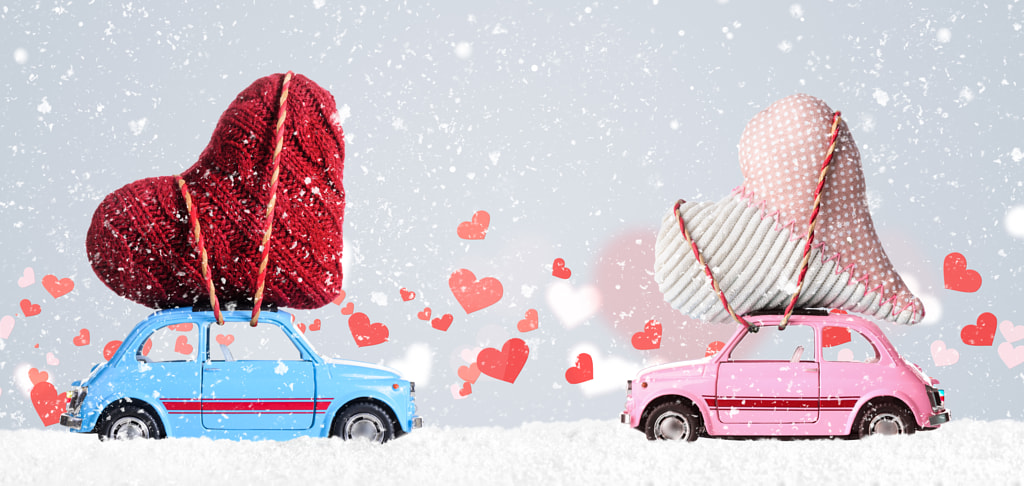 Retro toy cars with Valentine hearts by Sergey Peterman on 500px.com