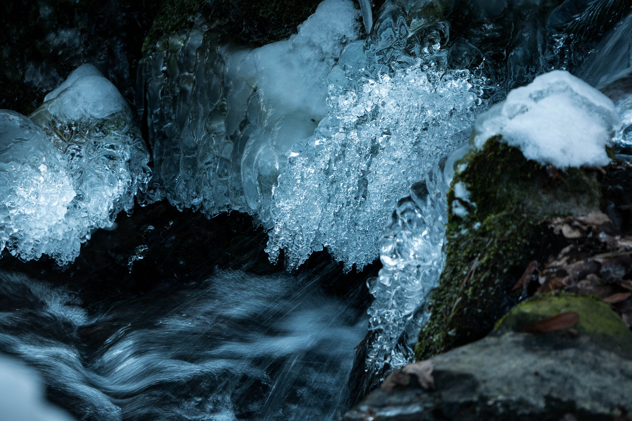 LUMIX G VARIO 12-60/F3.5-5.6 sample photo. Ice creek photography