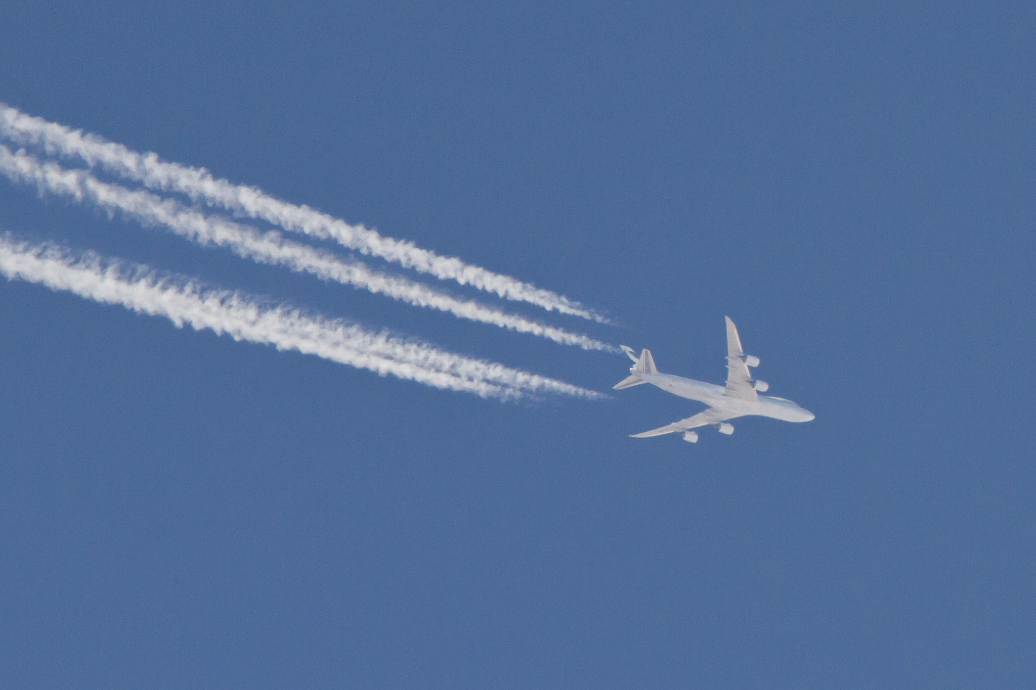 Canon EF 70-200mm F2.8L IS II USM sample photo. Cathaypacific leaving photography