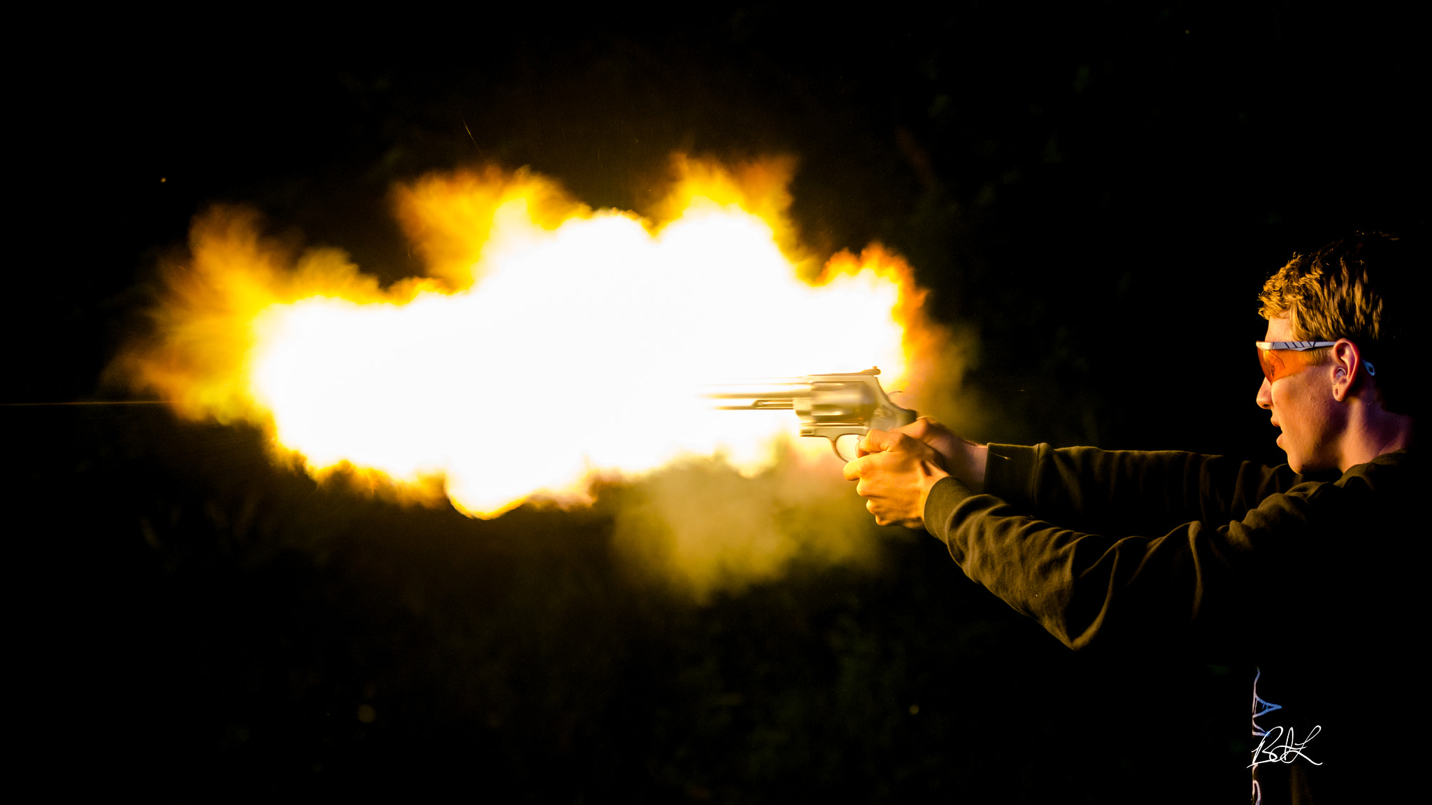 Nikon AF-S Nikkor 70-200mm F2.8G ED VR II sample photo. Flamethrower photography