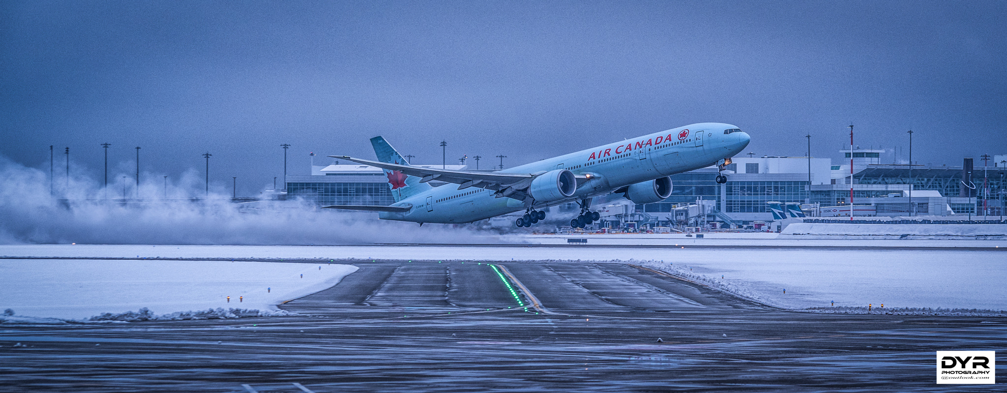 Pentax K-1 sample photo. An air canada flight departs yvr airport. photography