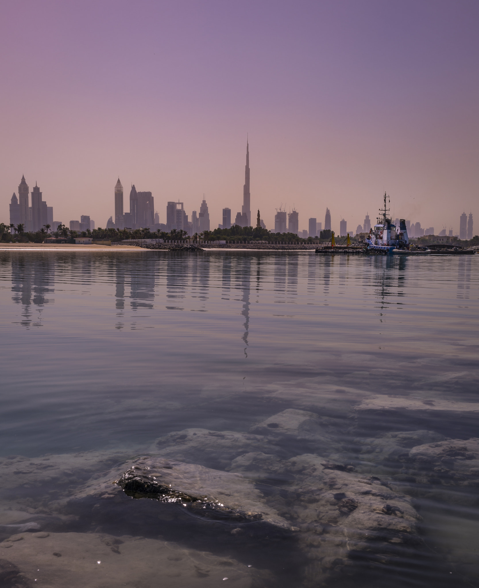 35mm F2.0 sample photo. Dubai new angle 2017 photography
