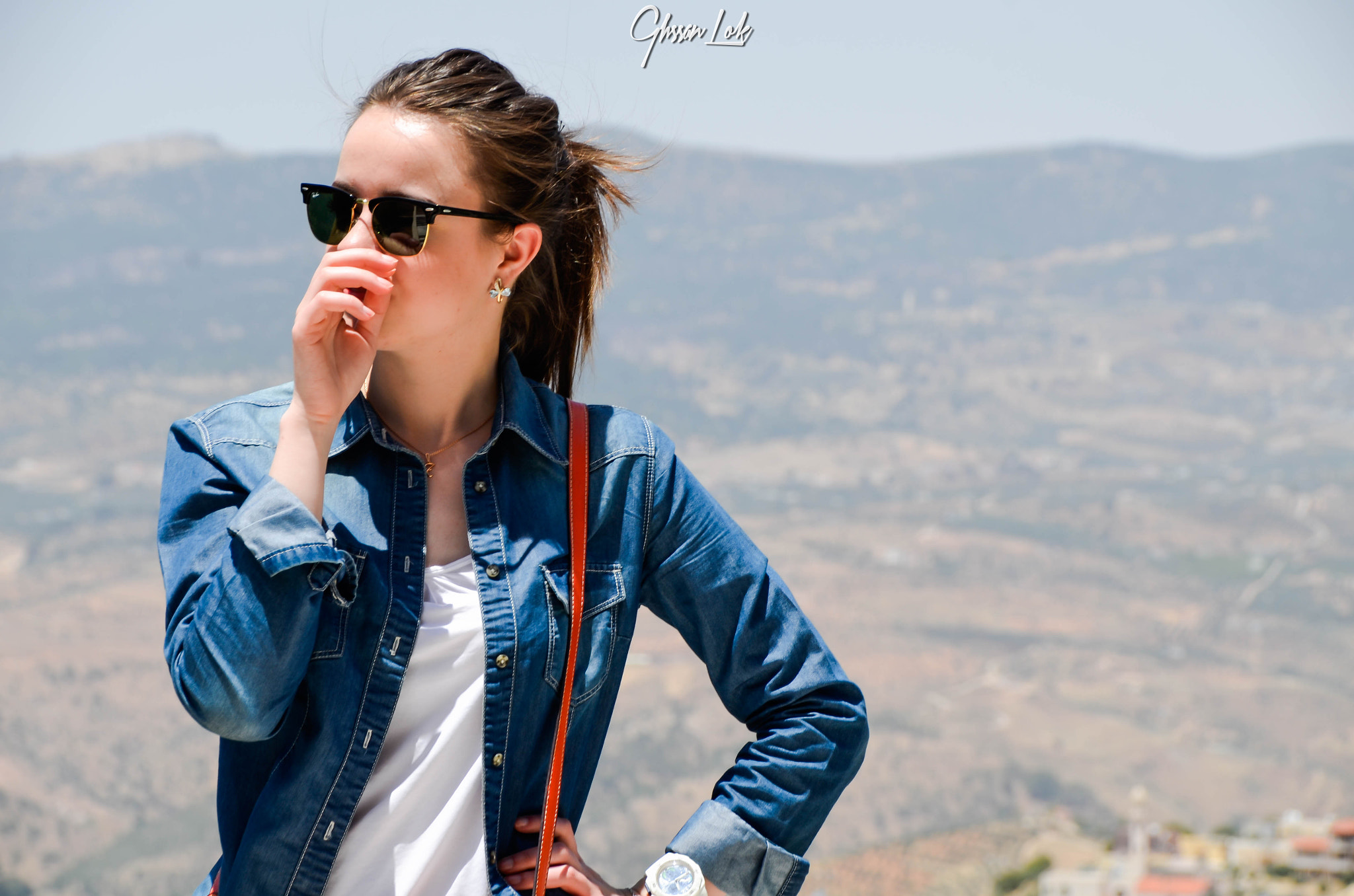 Sigma 18-250mm F3.5-6.3 DC Macro OS HSM sample photo. Girl in landscape photography