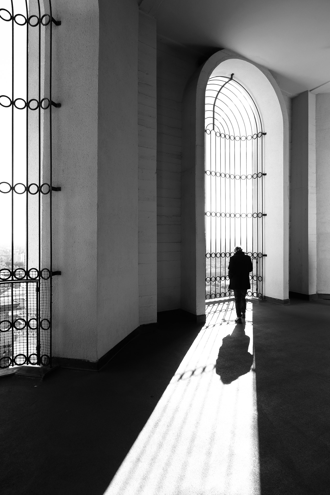 Fujifilm X-Pro2 + Fujifilm XF 10-24mm F4 R OIS sample photo. The same sad echo when you walk photography