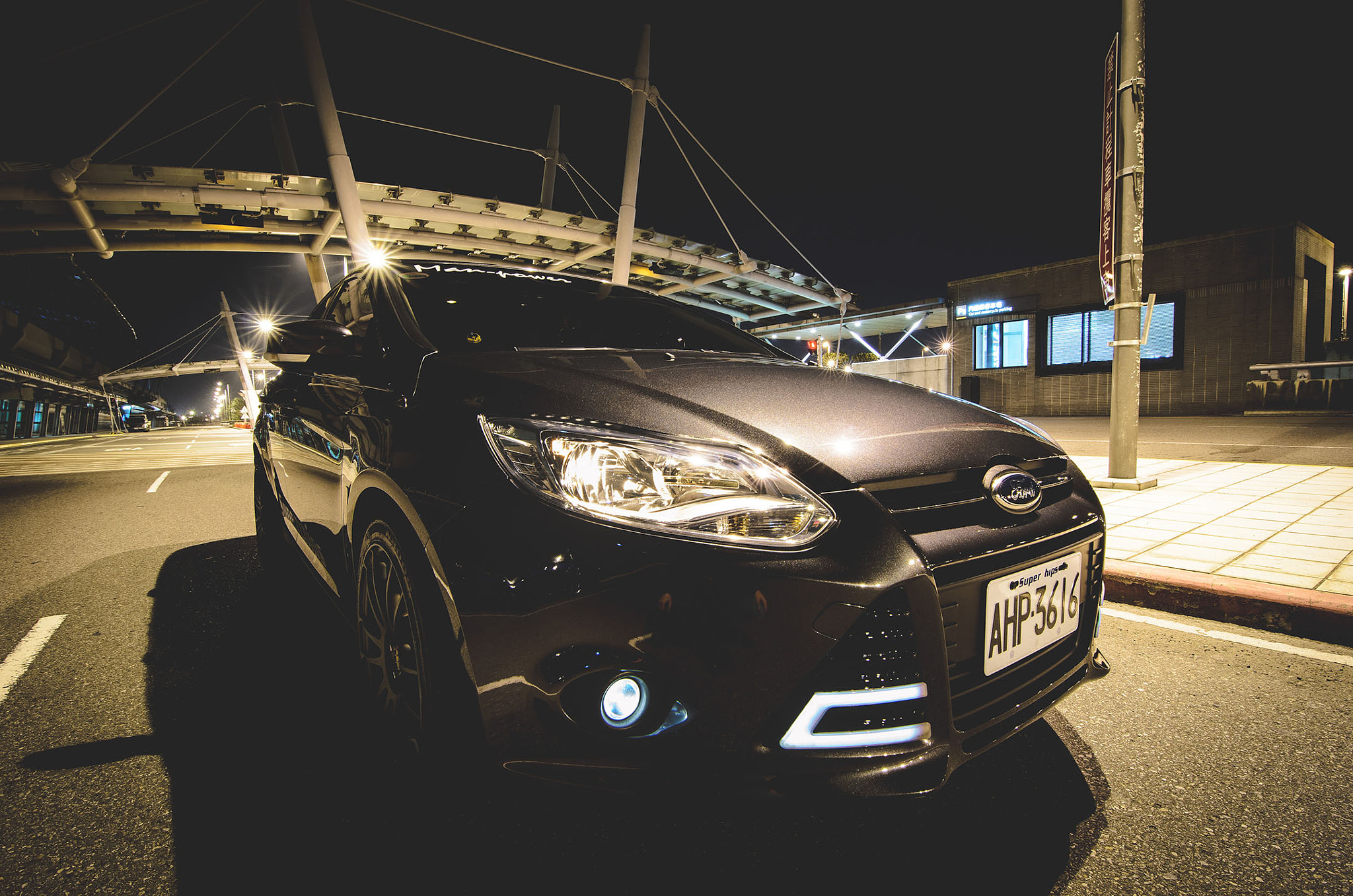 Tokina AT-X Pro 11-16mm F2.8 DX sample photo. Ford focus photography