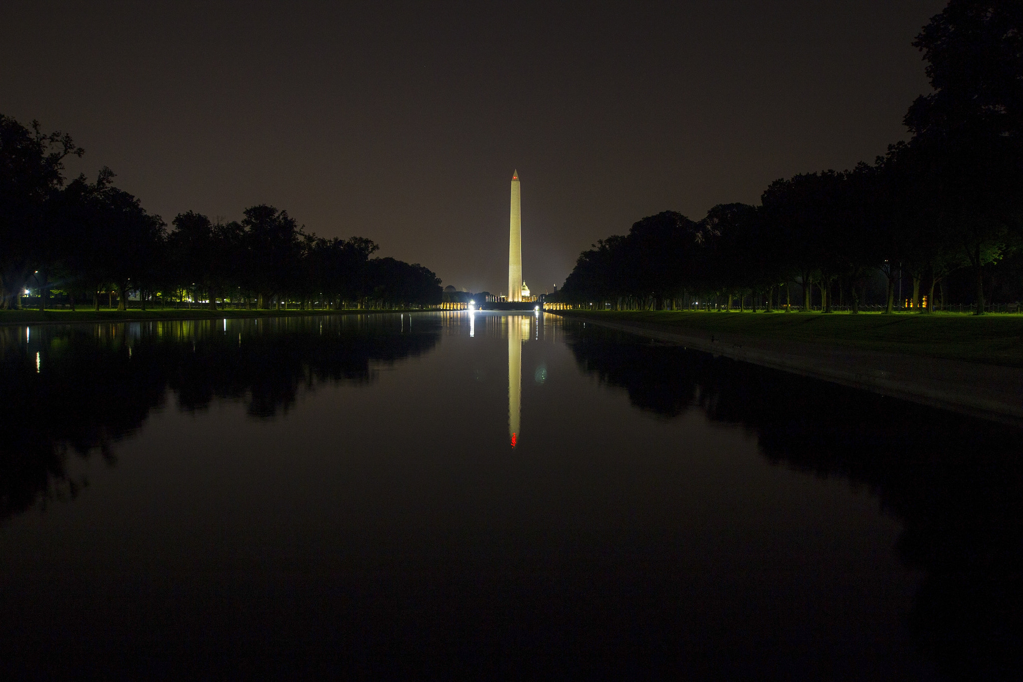 Sigma 10-20mm F3.5 EX DC HSM sample photo. Washington monument photography