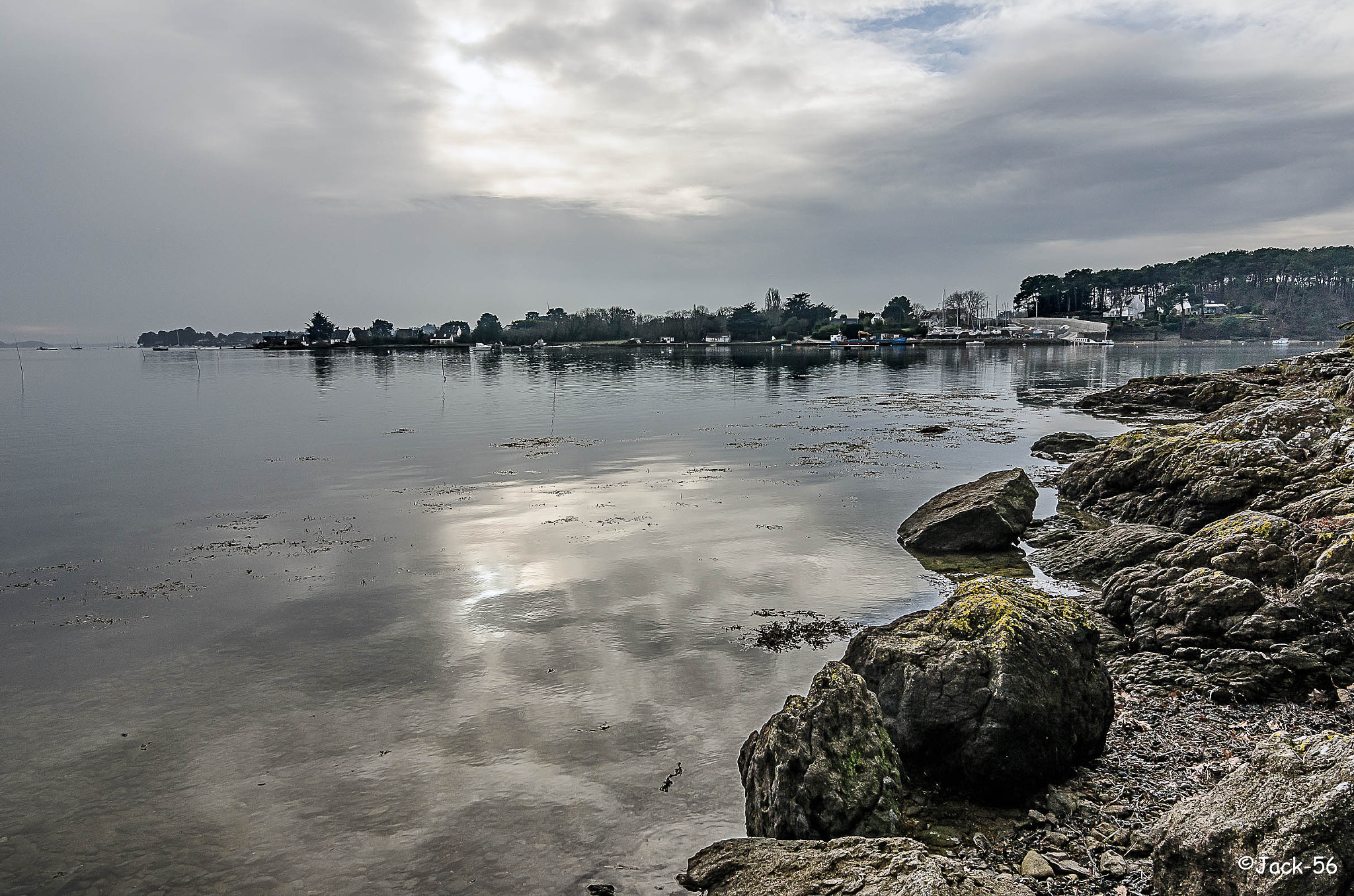 Tokina AT-X Pro 11-16mm F2.8 DX sample photo. Arradon coast photography