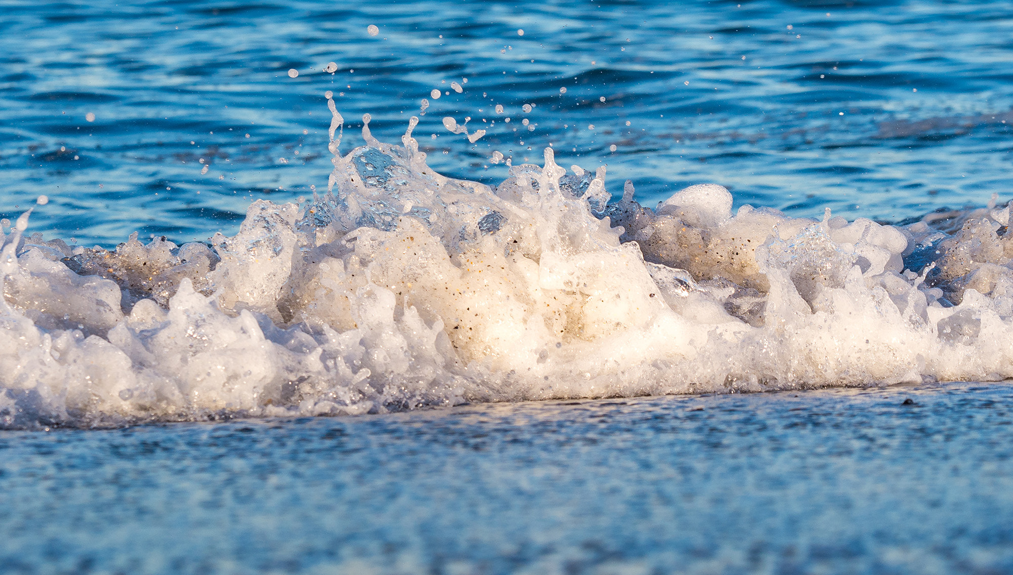 Panasonic Lumix G X Vario 35-100mm F2.8 OIS sample photo. Bubbly photography