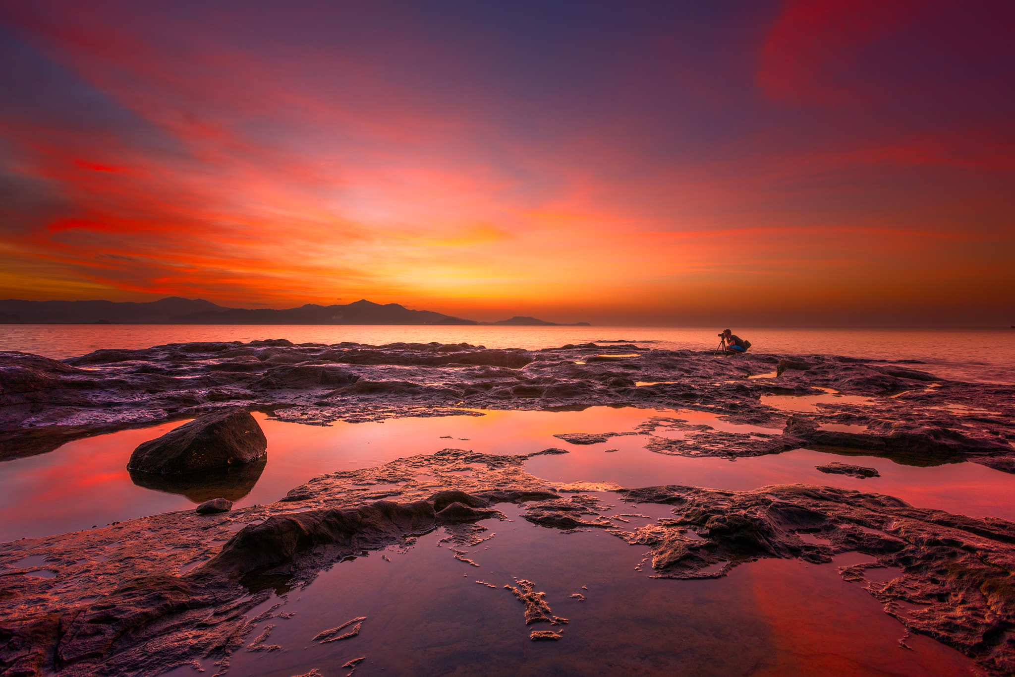 Canon EF 16-35mm F2.8L II USM sample photo. Sunset at longoni photography