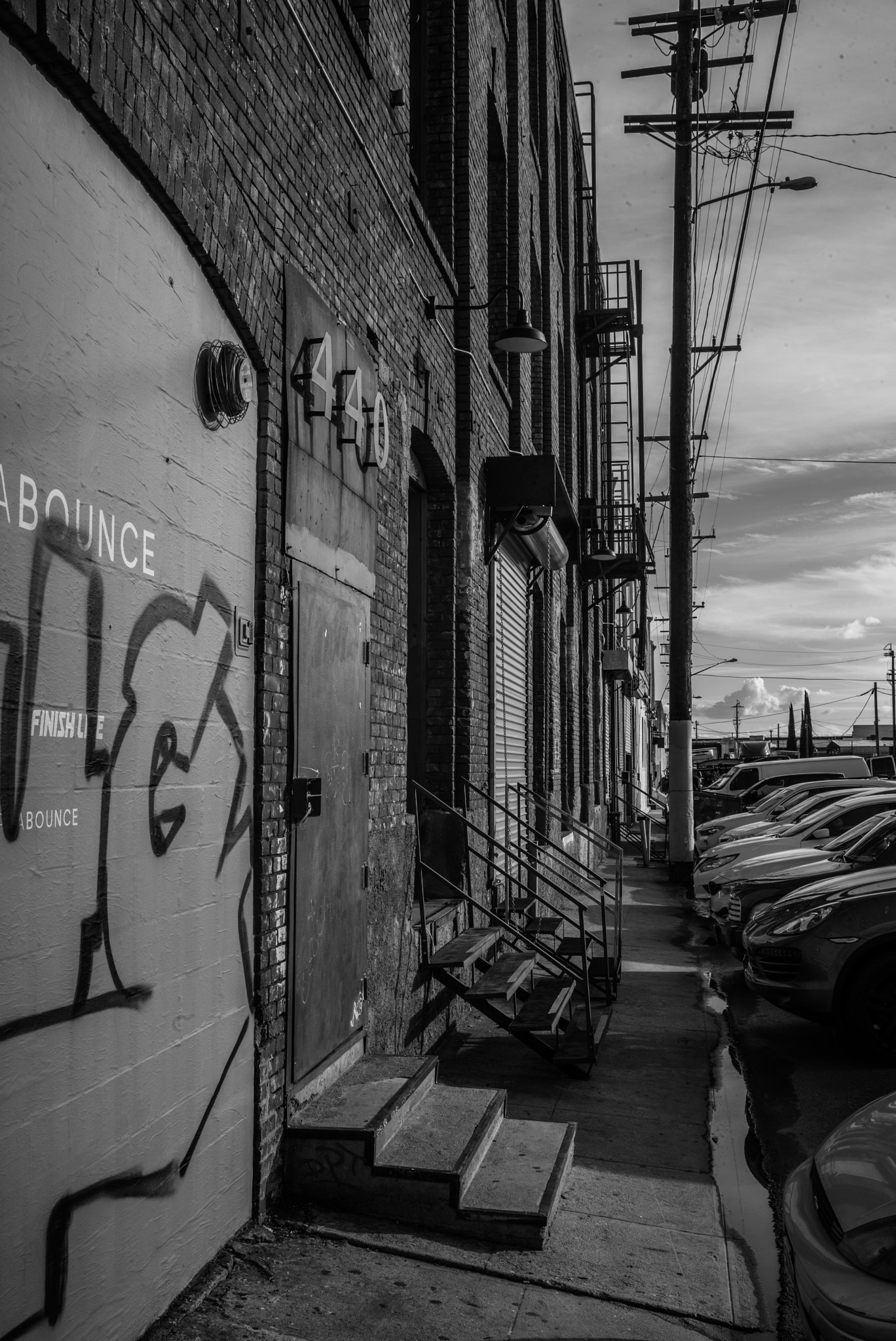 Leica Summilux-M 35mm F1.4 ASPH sample photo. Little tokyo photography