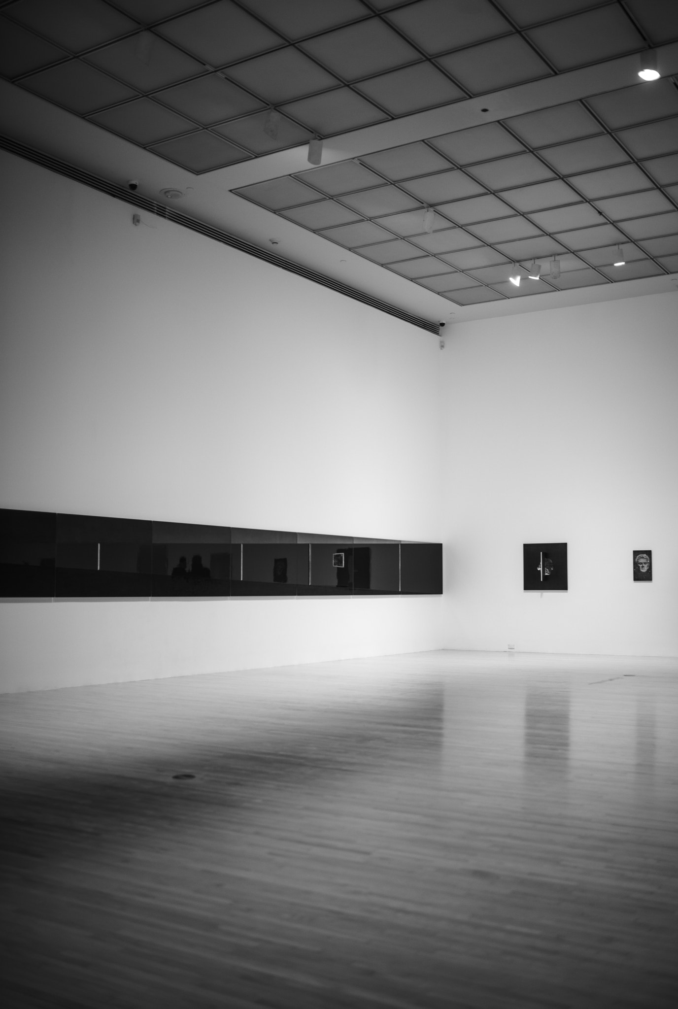 Leica Summilux-M 35mm F1.4 ASPH sample photo. Museum of contemporary photography
