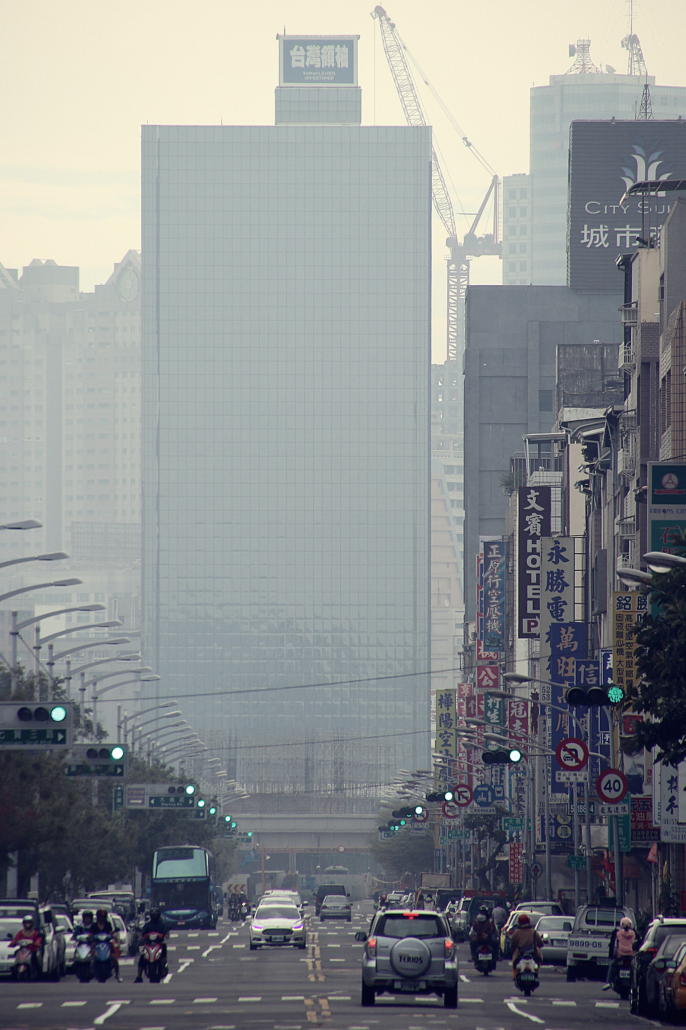 Canon EOS M5 sample photo. The city photography