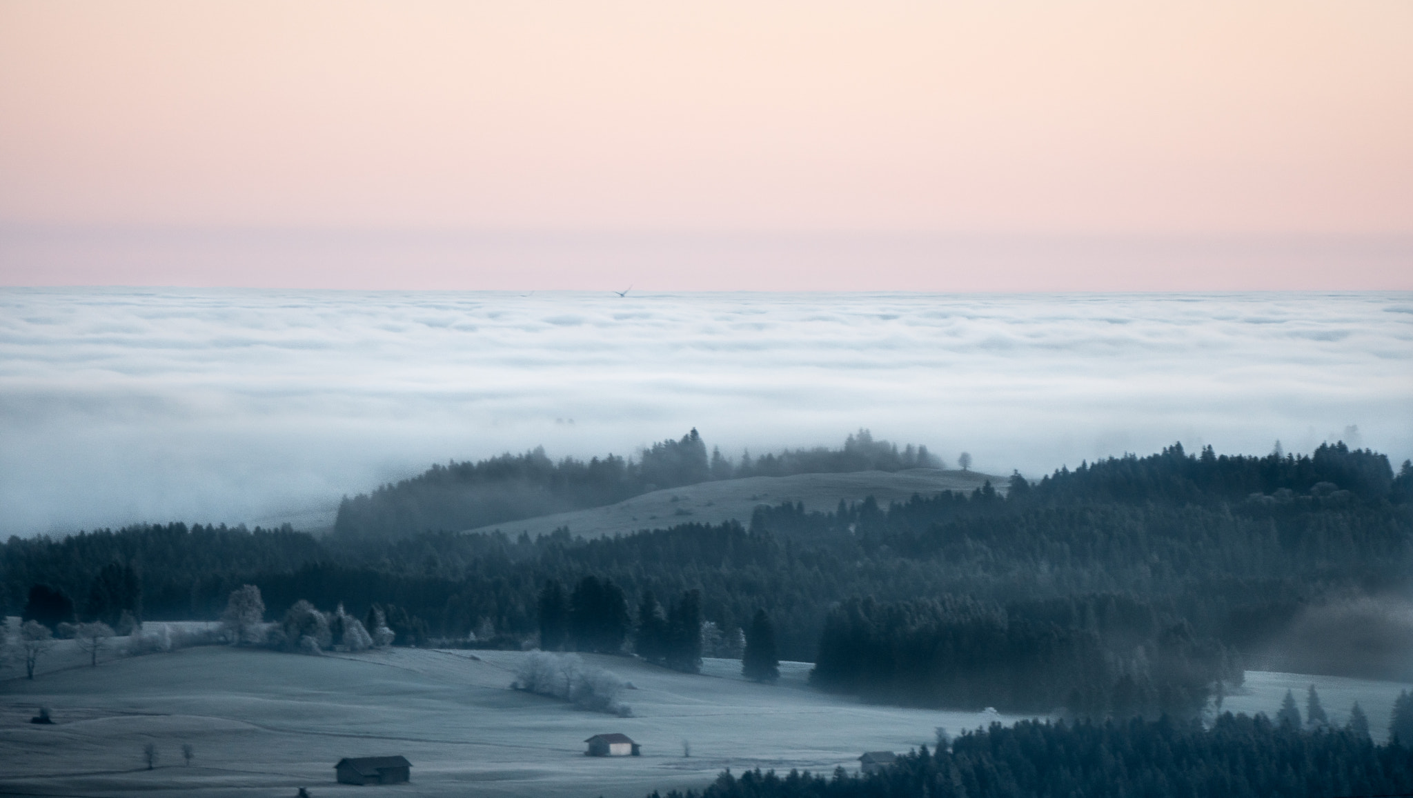 Sony a6300 + Sony E 55-210mm F4.5-6.3 OSS sample photo. Mountain sunrises photography