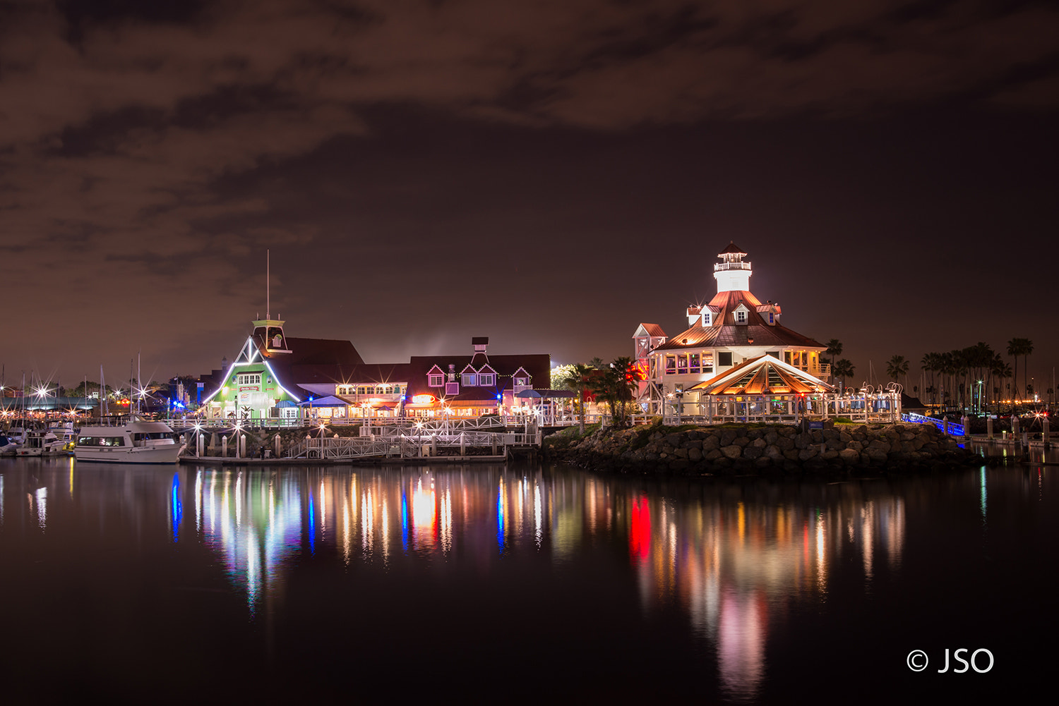 Nikon D800 + Samyang 35mm F1.4 AS UMC sample photo. Long beach copy photography