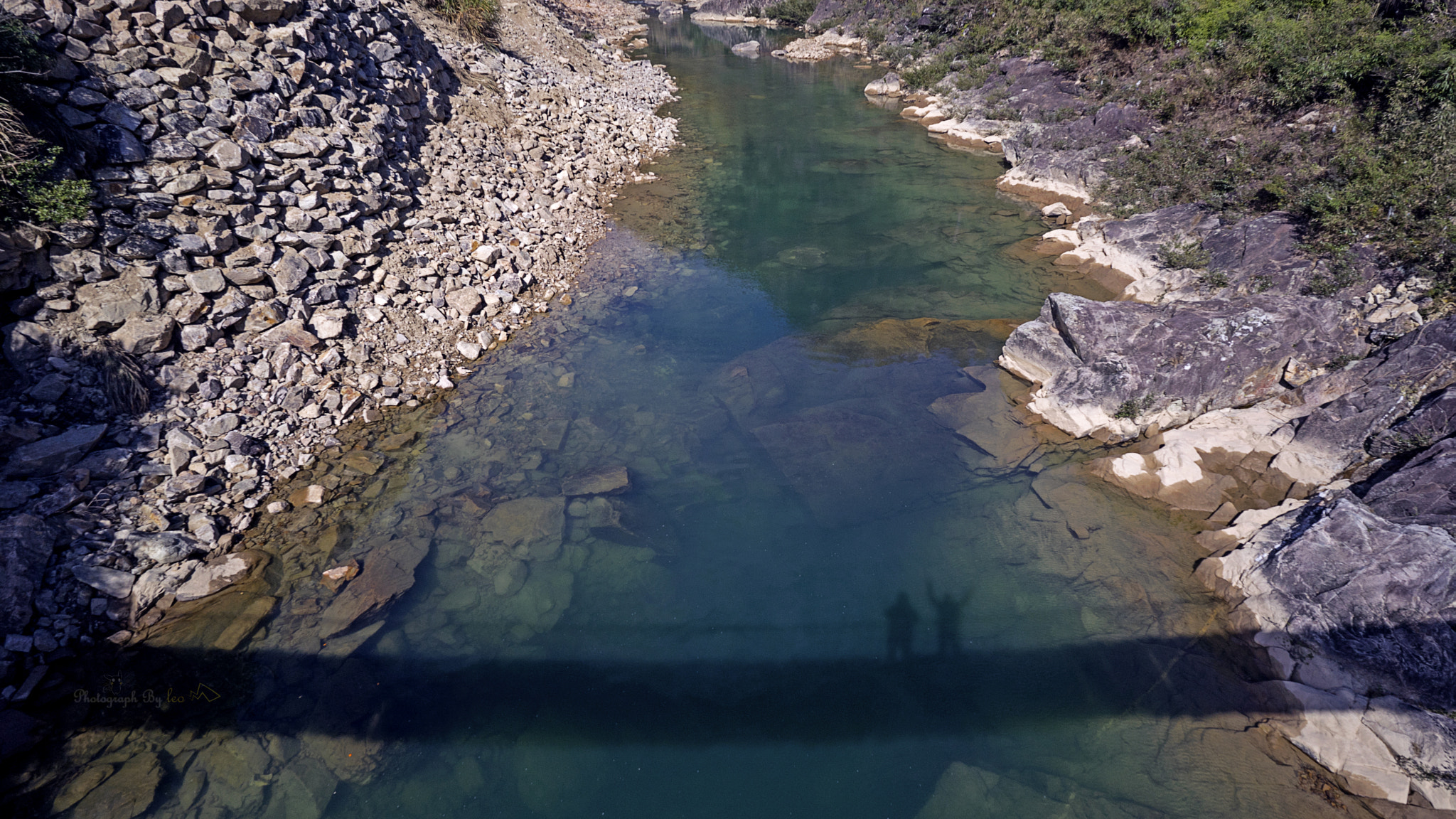 E 18mm F2.8 sample photo. Traveler photography