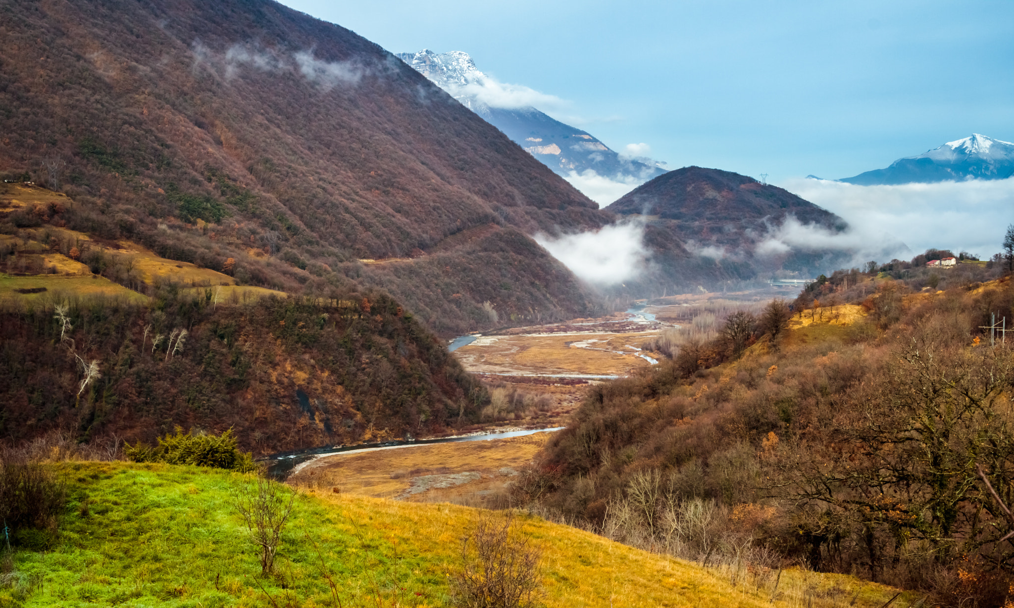 Canon EF 24-85mm F3.5-4.5 USM sample photo. Drac valley (near grenoble - french alps) photography