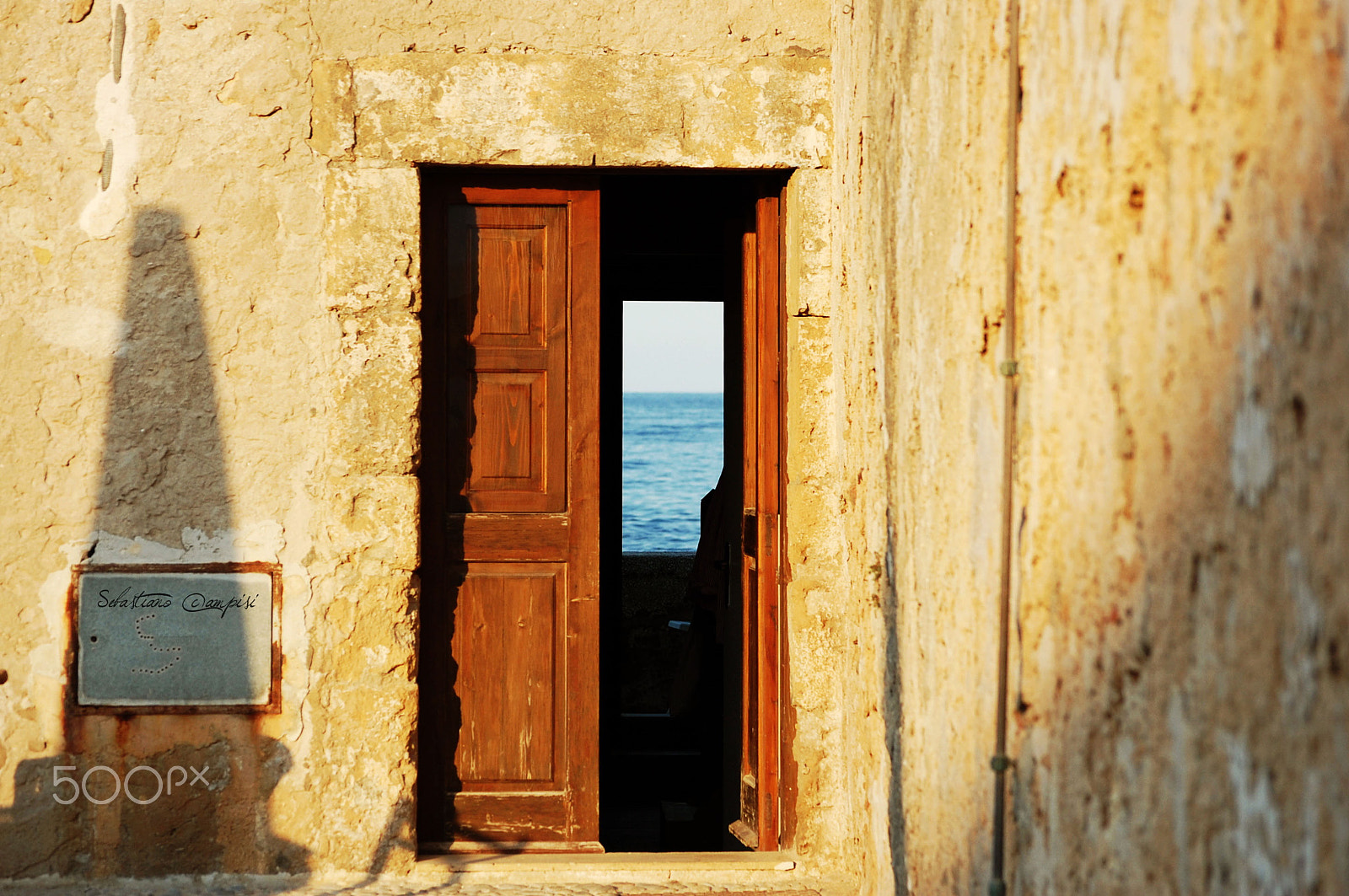 Nikon D40 sample photo. Sicily, all the doors leading to the ocean photography