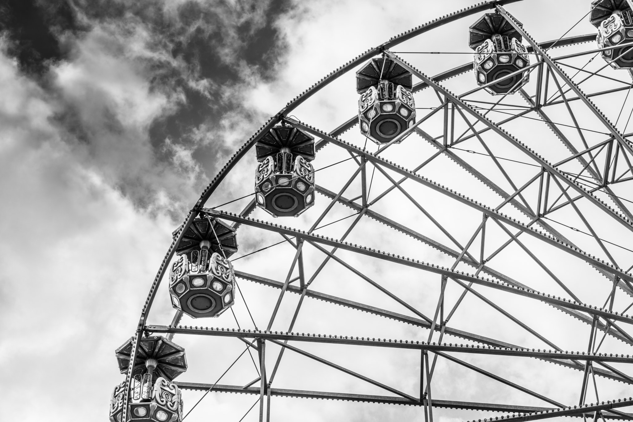 Canon EOS M3 sample photo. B&w photography