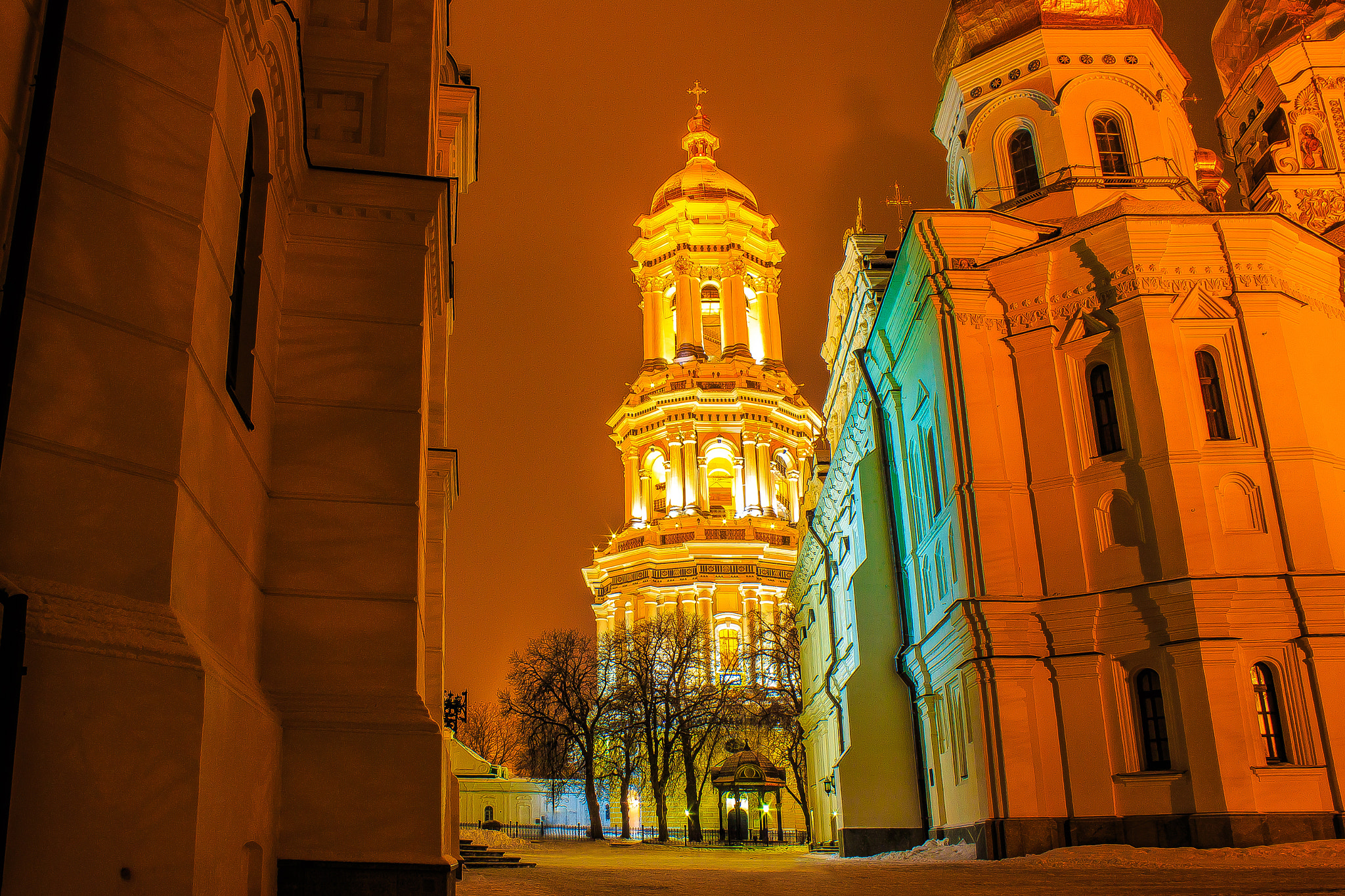 Canon EF-S 18-55mm F3.5-5.6 II sample photo. Great lavra belltower photography
