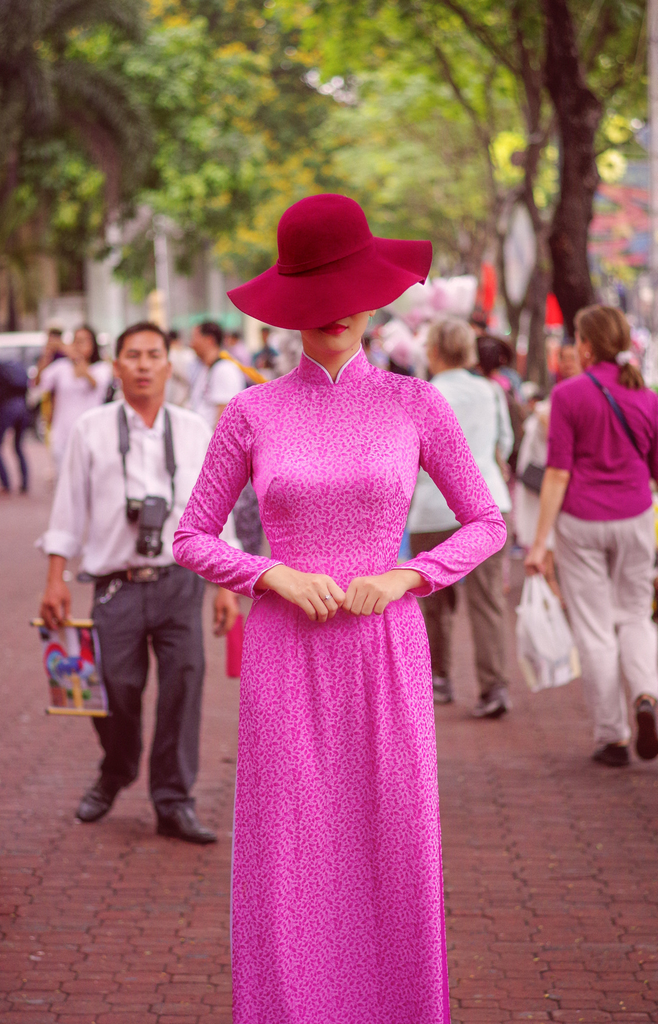 Pentax K-3 sample photo. Saigon'sa lady photography