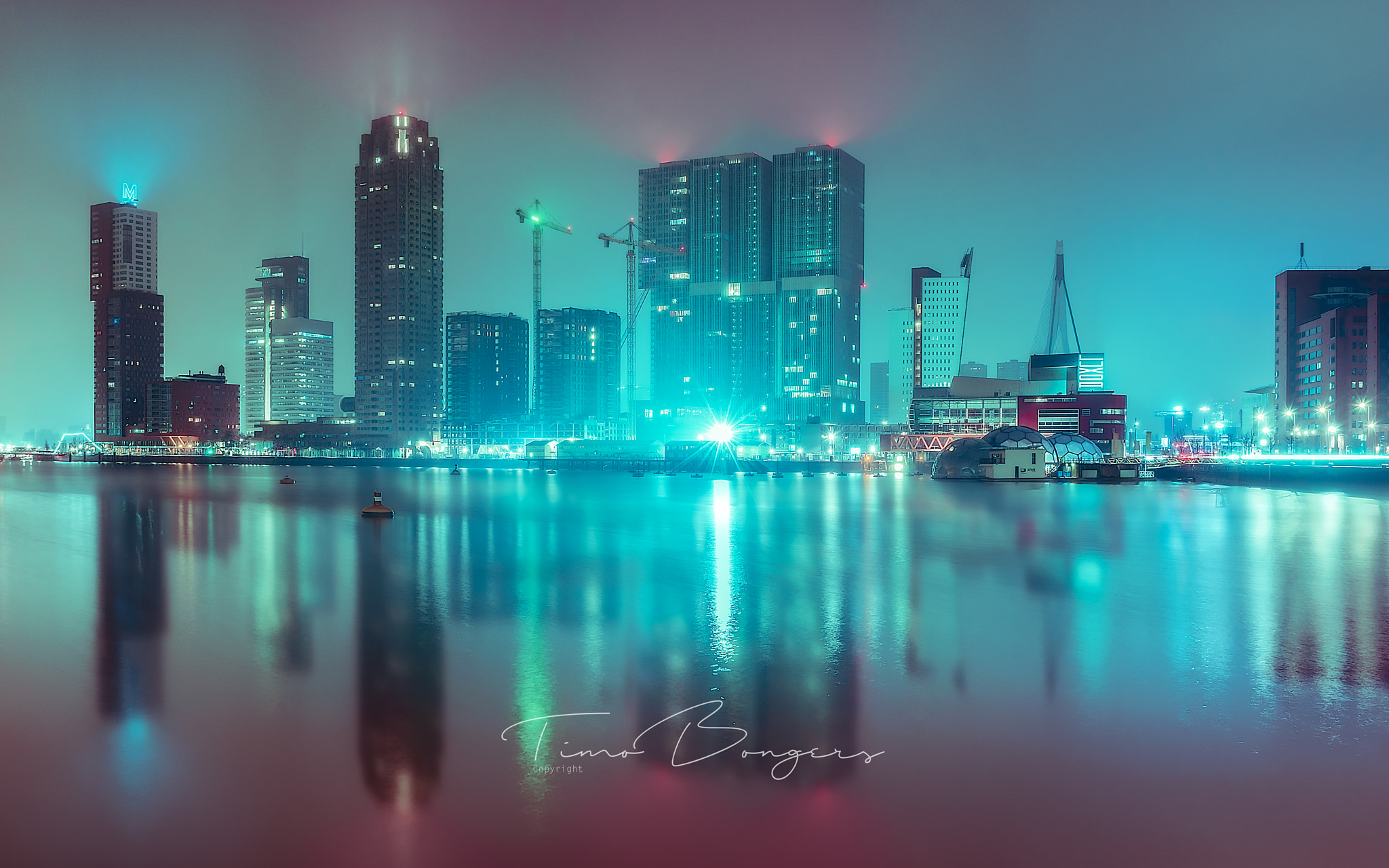 Sony FE 28mm F2 sample photo. Floating city photography