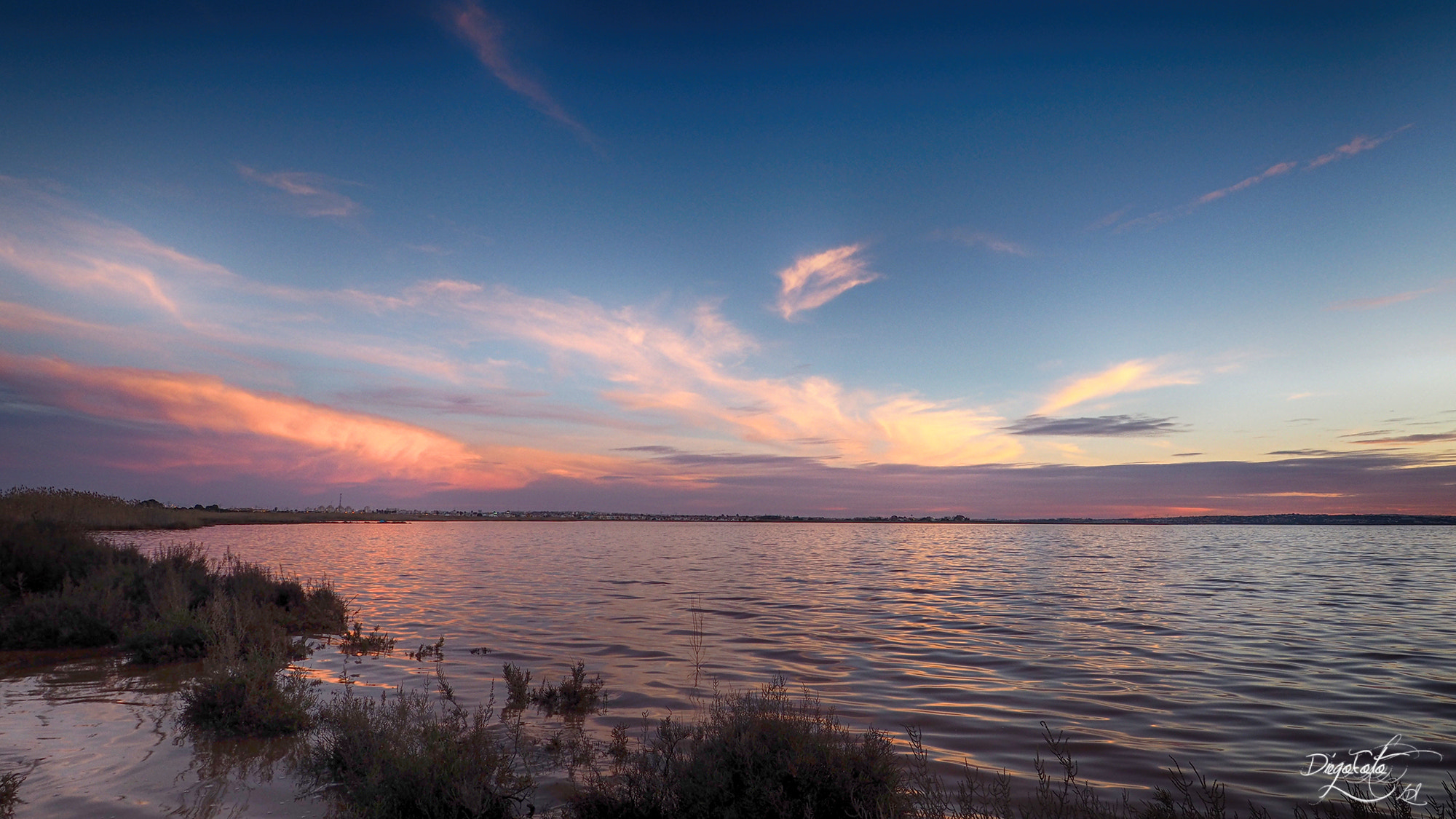 OLYMPUS M.9-18mm F4.0-5.6 sample photo. Atardecer en las salinas de torrevieja photography