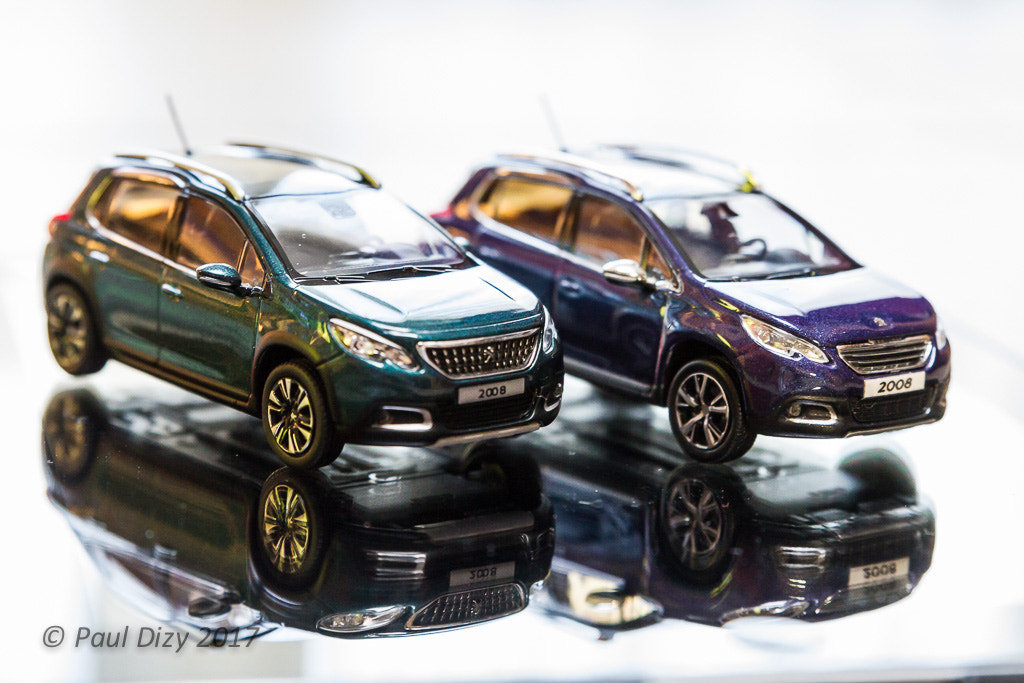 Canon EOS 7D + Sigma 24-70mm F2.8 EX DG Macro sample photo. Scale model cars peugeot 2008 photography