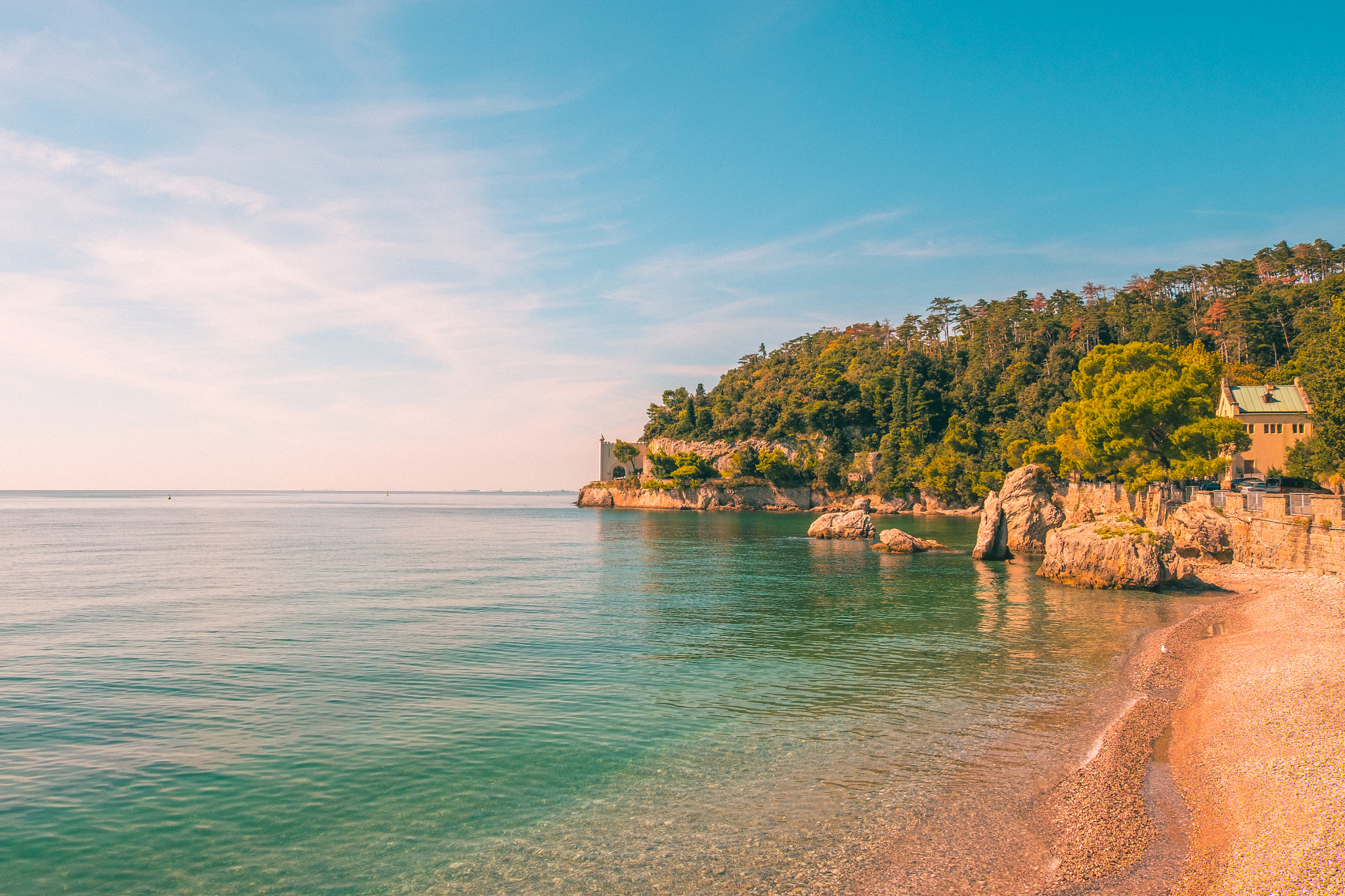 Fujifilm X-E2S + Fujifilm XC 16-50mm F3.5-5.6 OIS II sample photo. Approaching miramare castle photography