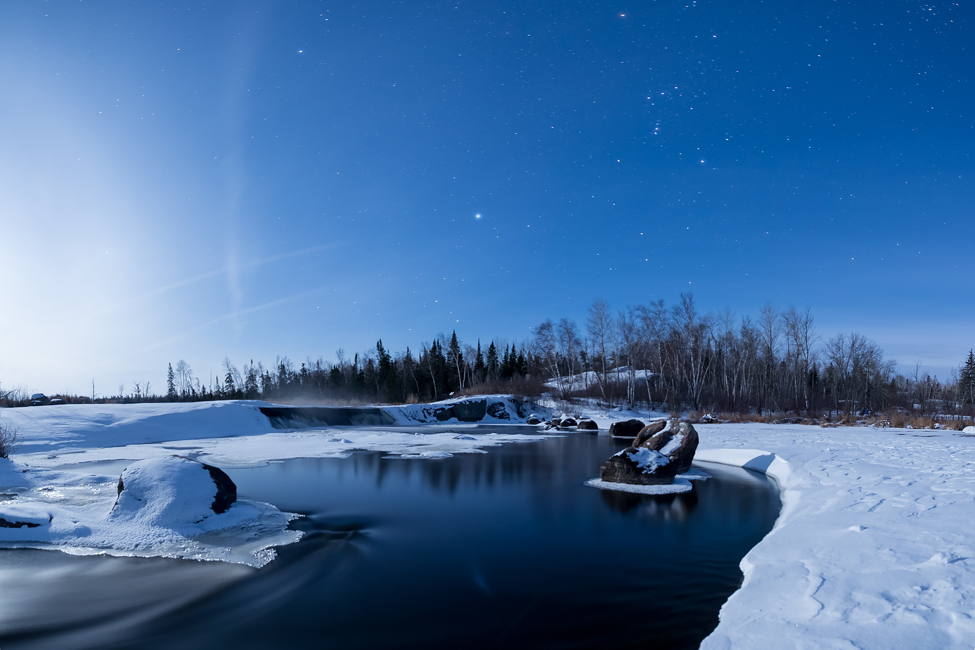 Nikon AF-S Nikkor 14-24mm F2.8G ED sample photo. Night into day photography