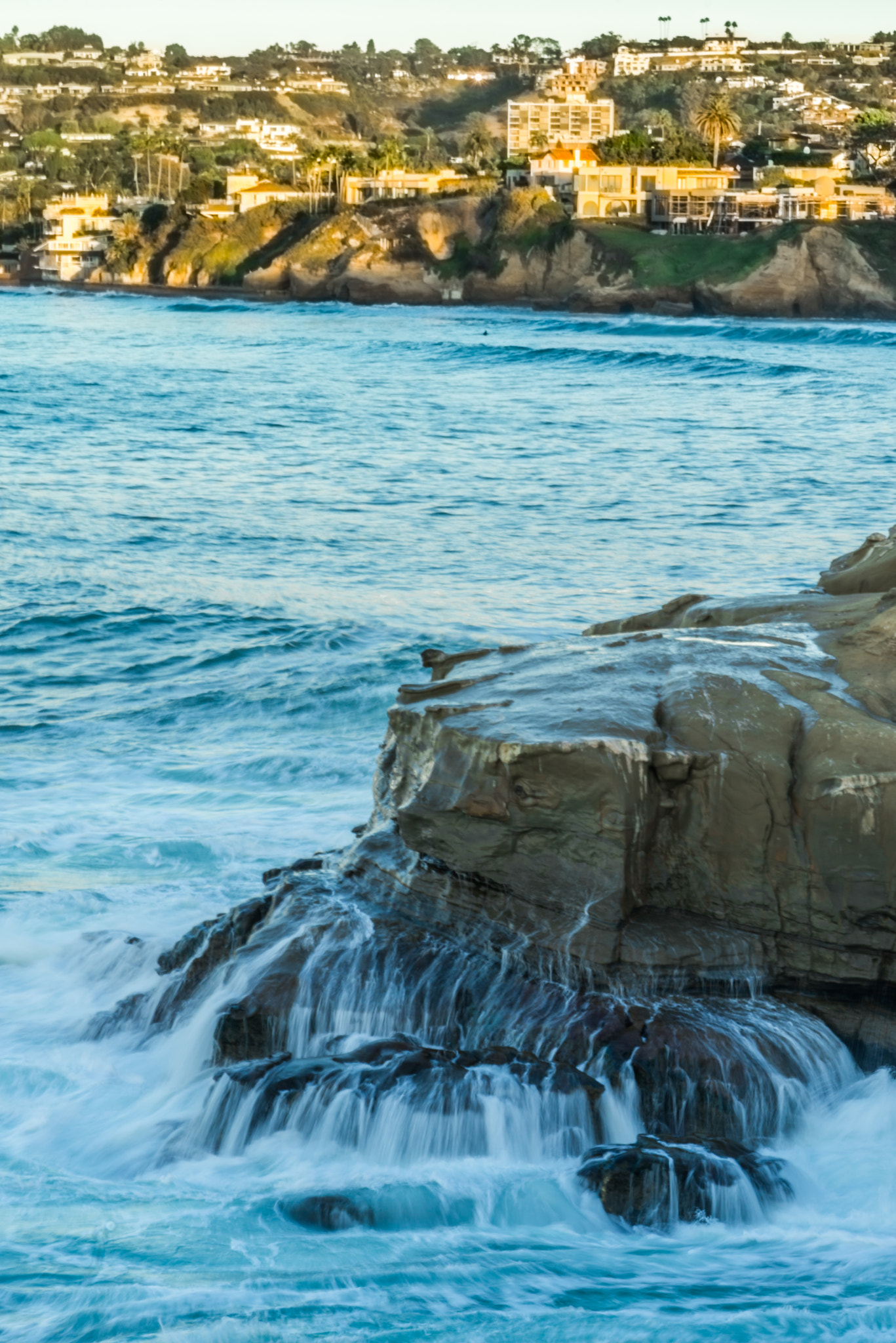 Sony a7R + Sony FE 90mm F2.8 Macro G OSS sample photo. High surf in la jolla photography