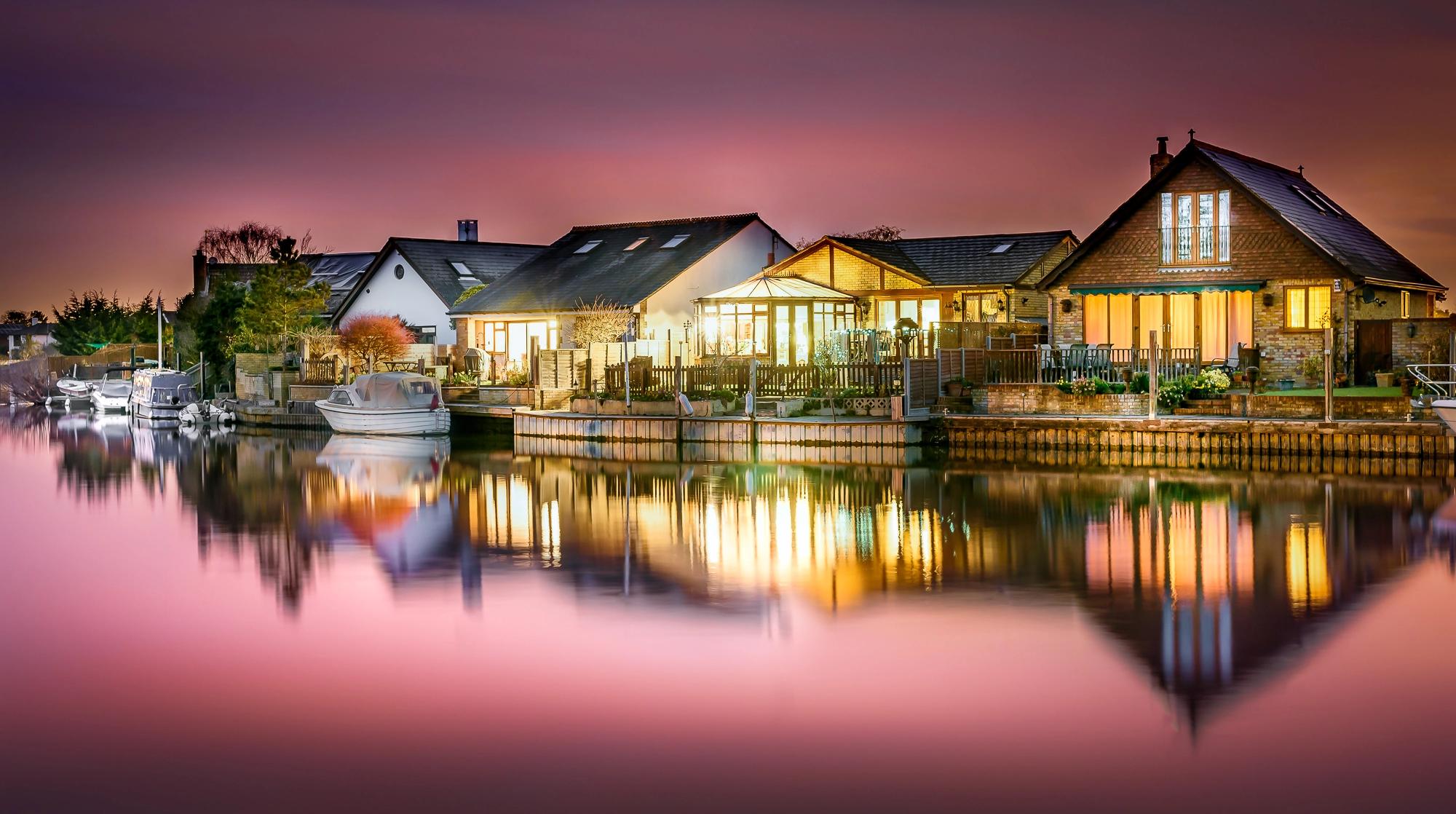 Nikon D750 + Sigma 50mm F1.4 EX DG HSM sample photo. Houses on the river photography