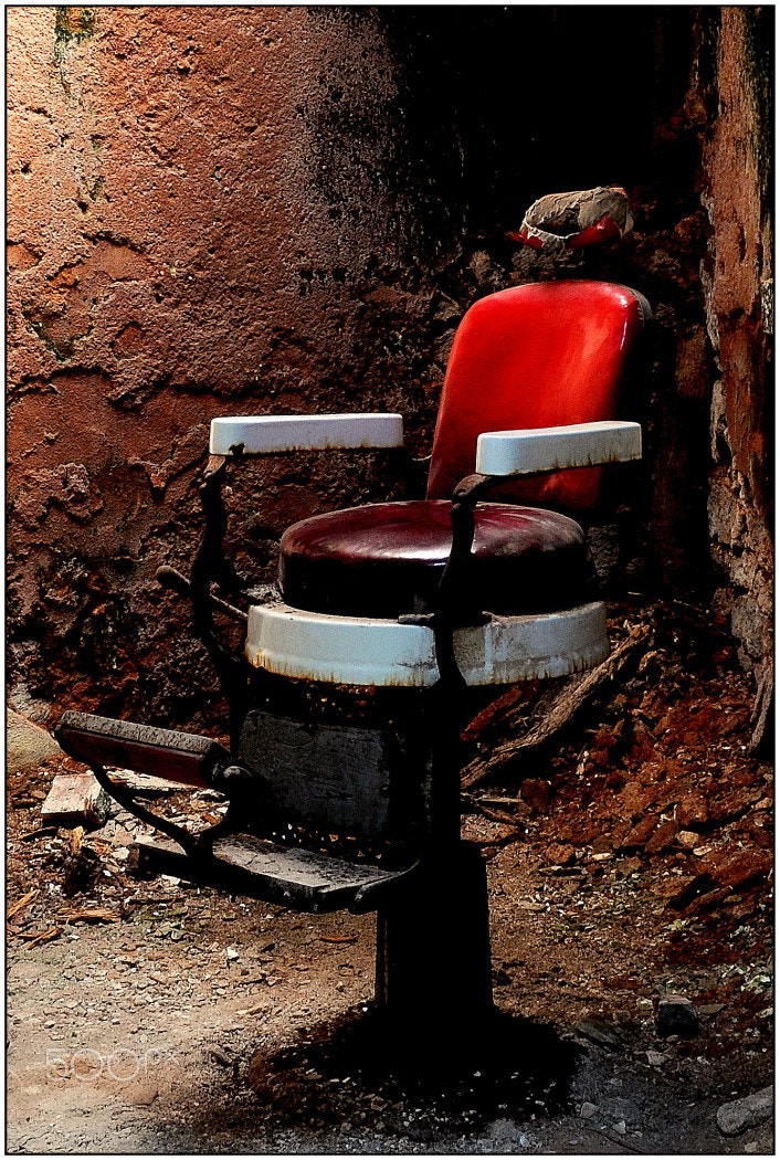 Nikon D300 sample photo. Barber chair in eastern state penitentiary photography