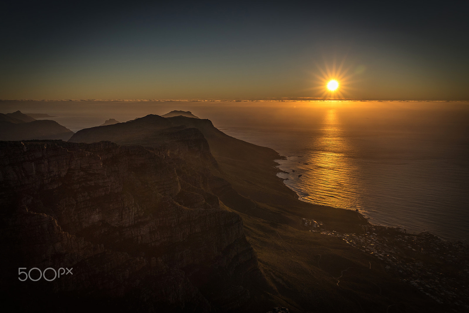 Canon EF 24-70mm F2.8L II USM sample photo. Table mountain with sunset photography