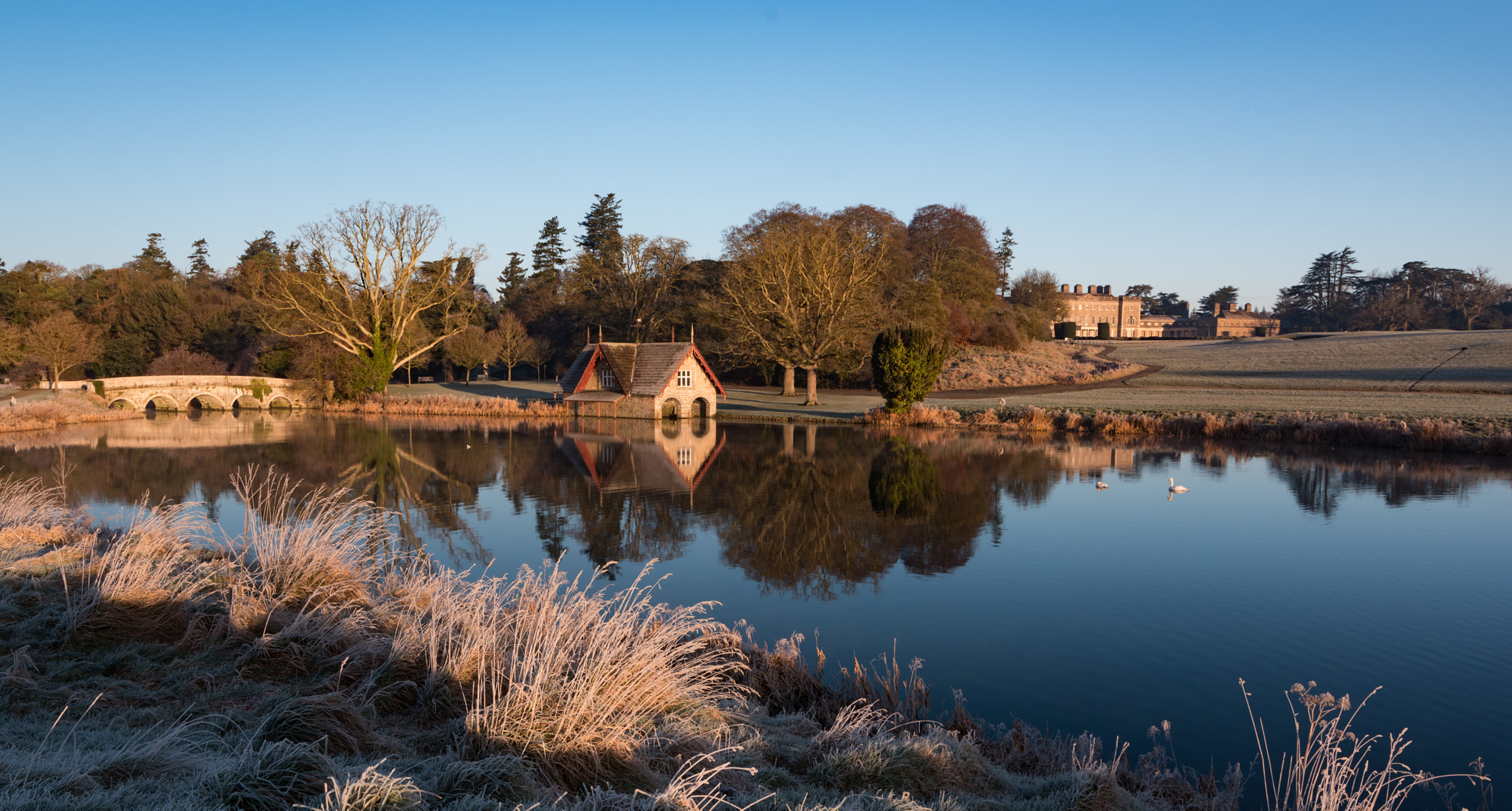 Nikon D810 + Tokina AT-X 16-28mm F2.8 Pro FX sample photo. The old boat house photography