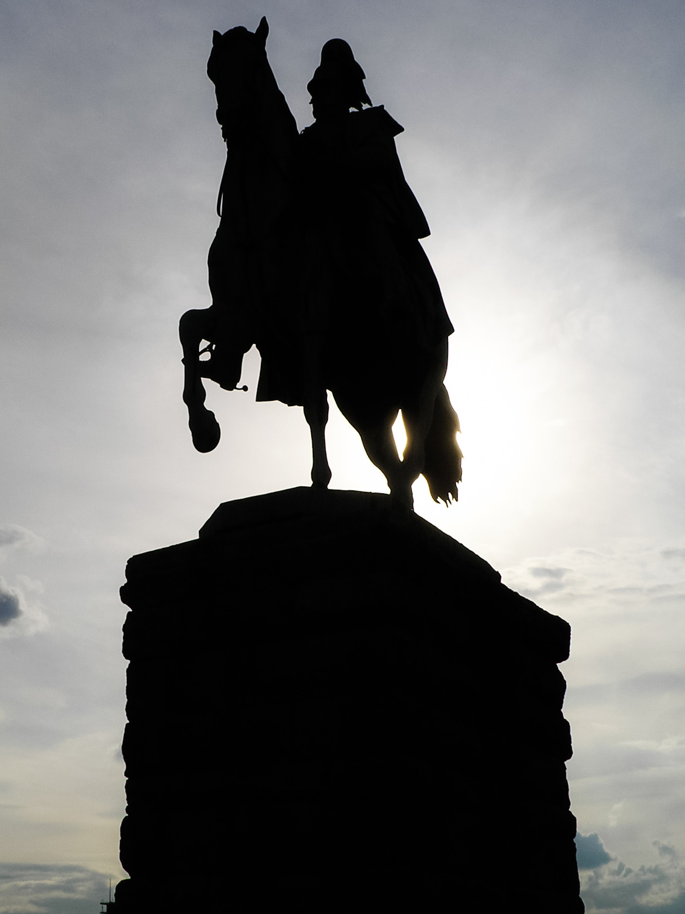 Olympus C180,D435 sample photo. Equestrian statue of kaiser wilhelm i. photography