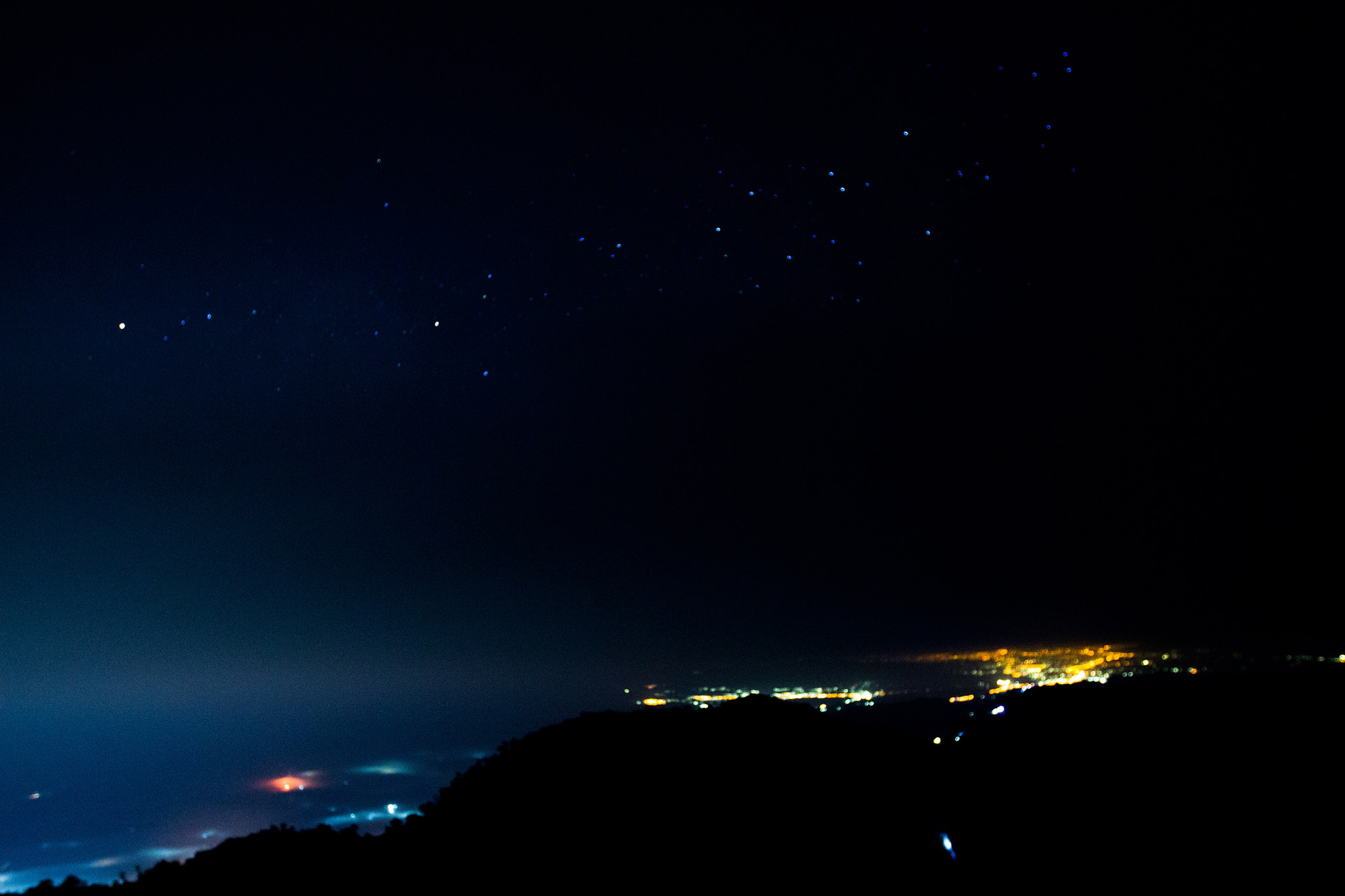 Canon EF 16-35mm F2.8L II USM sample photo. Star and light photography