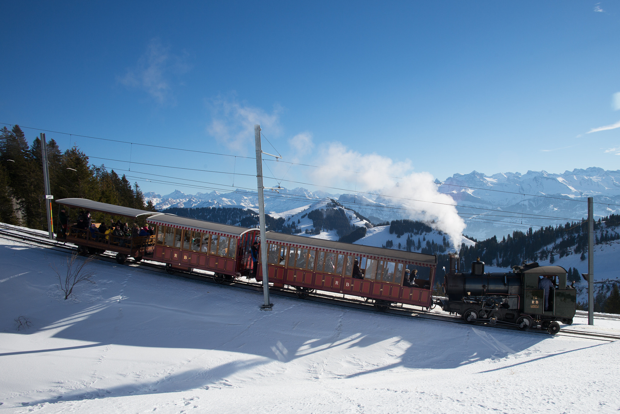 Leica M (Typ 240) + Leica Summilux-M 21mm F1.4 Asph sample photo. Steam train to rigi photography