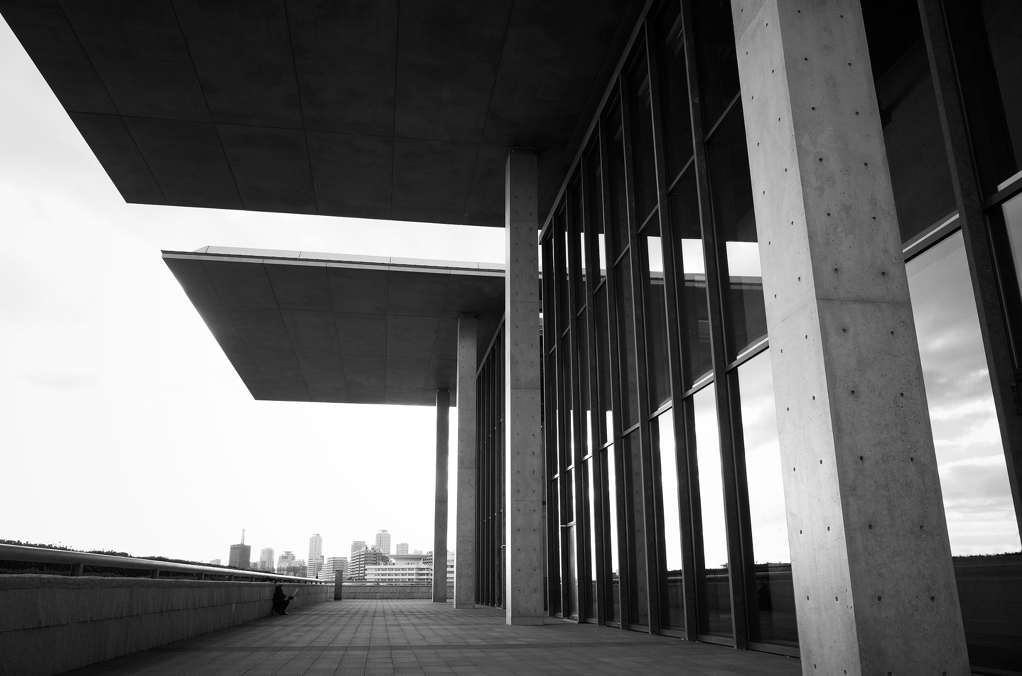 Ricoh GR + GR Lens sample photo. Hyogo prefectural museum of art (兵庫県立美術館) photography