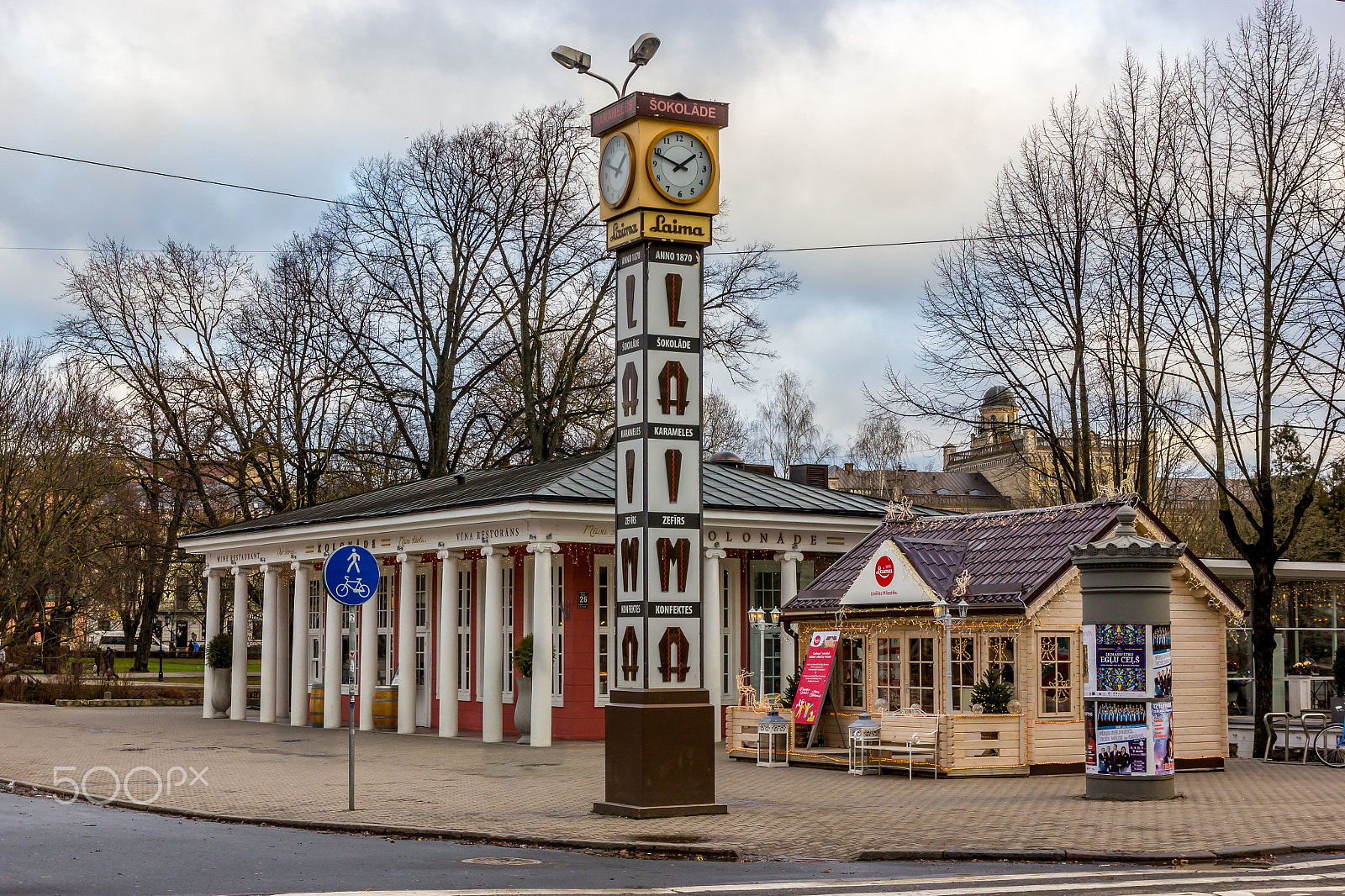 Sigma 17-70mm F2.8-4 DC Macro OS HSM sample photo. Laima column, riga photography