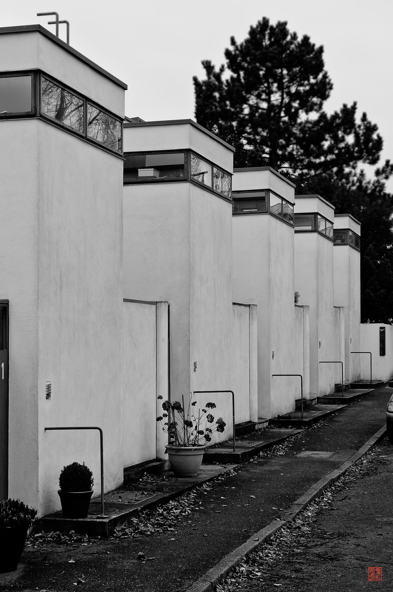 Sigma 18-50mm F2.8-4.5 DC OS HSM sample photo. Weissenhof 1927 photography