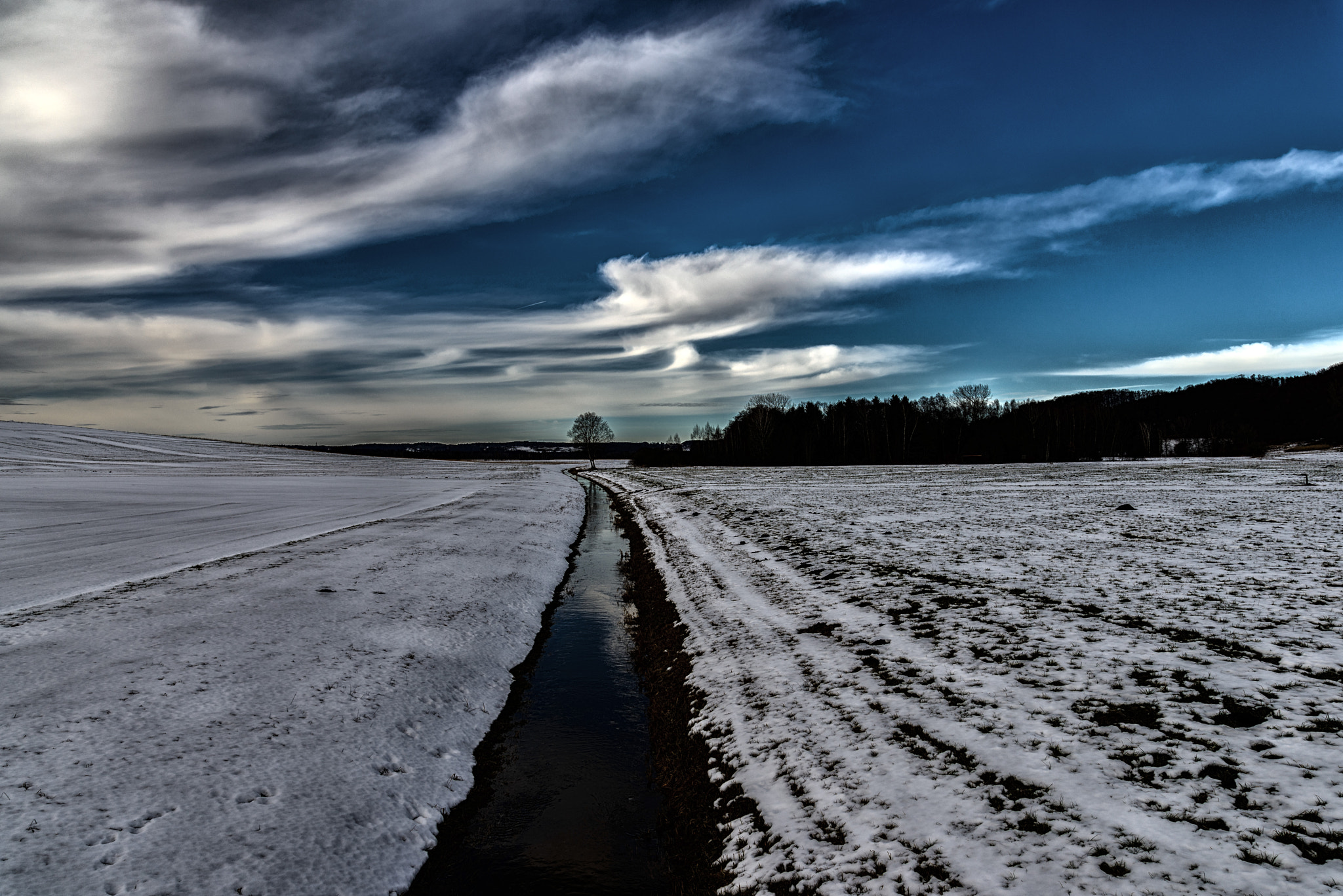 Nikon D800 + Sigma 24-105mm F4 DG OS HSM Art sample photo. The snow goes the spring comes photography