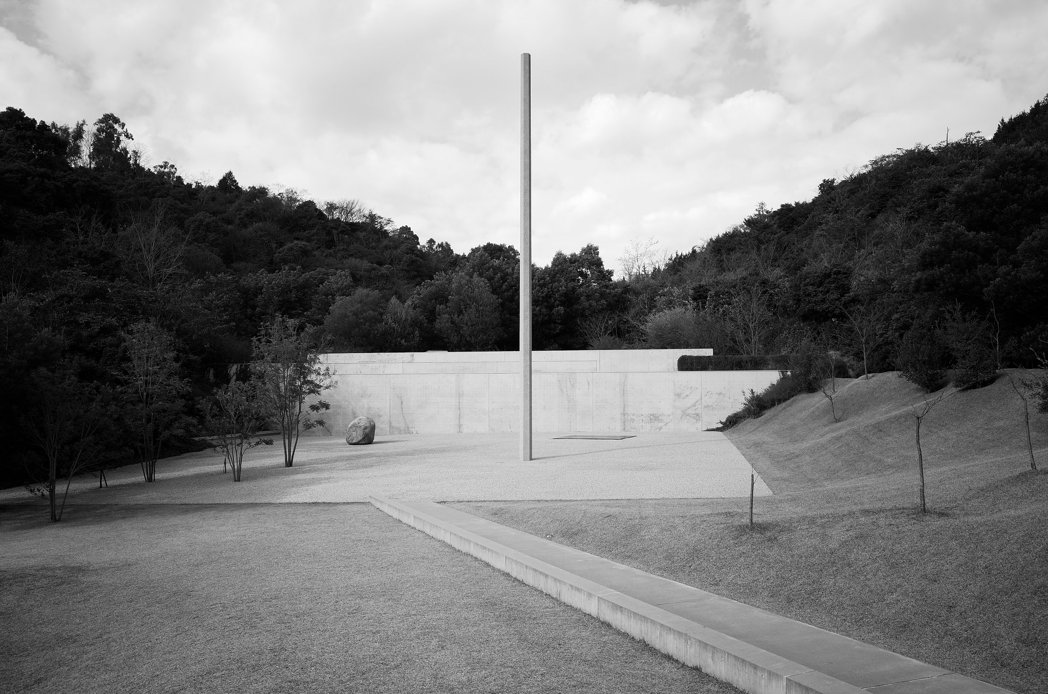 Ricoh GR + GR Lens sample photo. Lee ufan museum (李禹煥美術館) photography