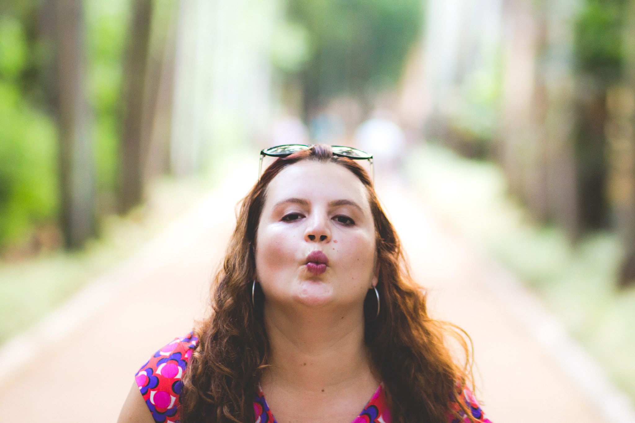 Canon EF 85mm F1.8 USM sample photo. Kisses photography