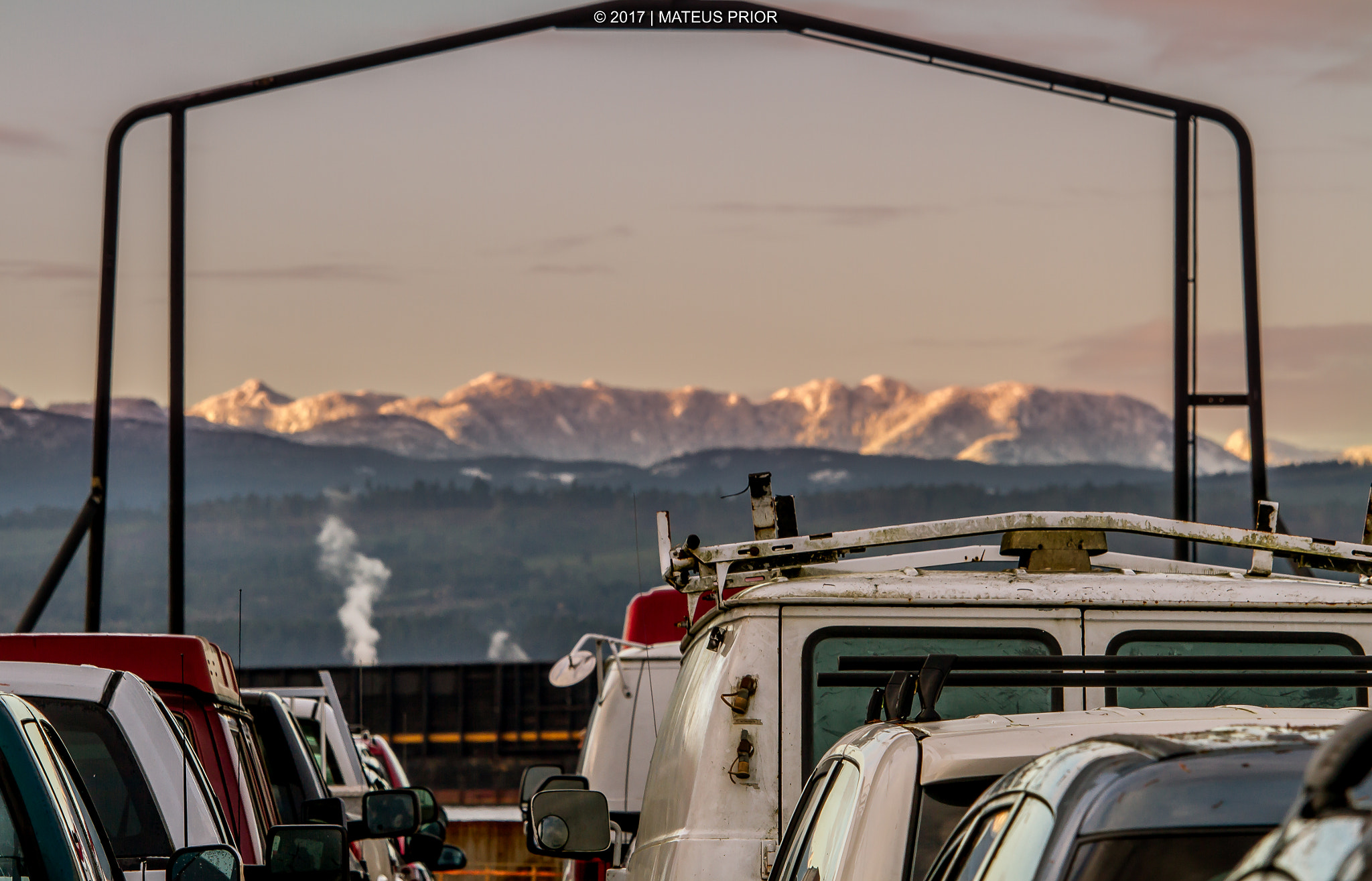 Canon EF-S 55-250mm F4-5.6 IS STM sample photo. Ferry boat life photography