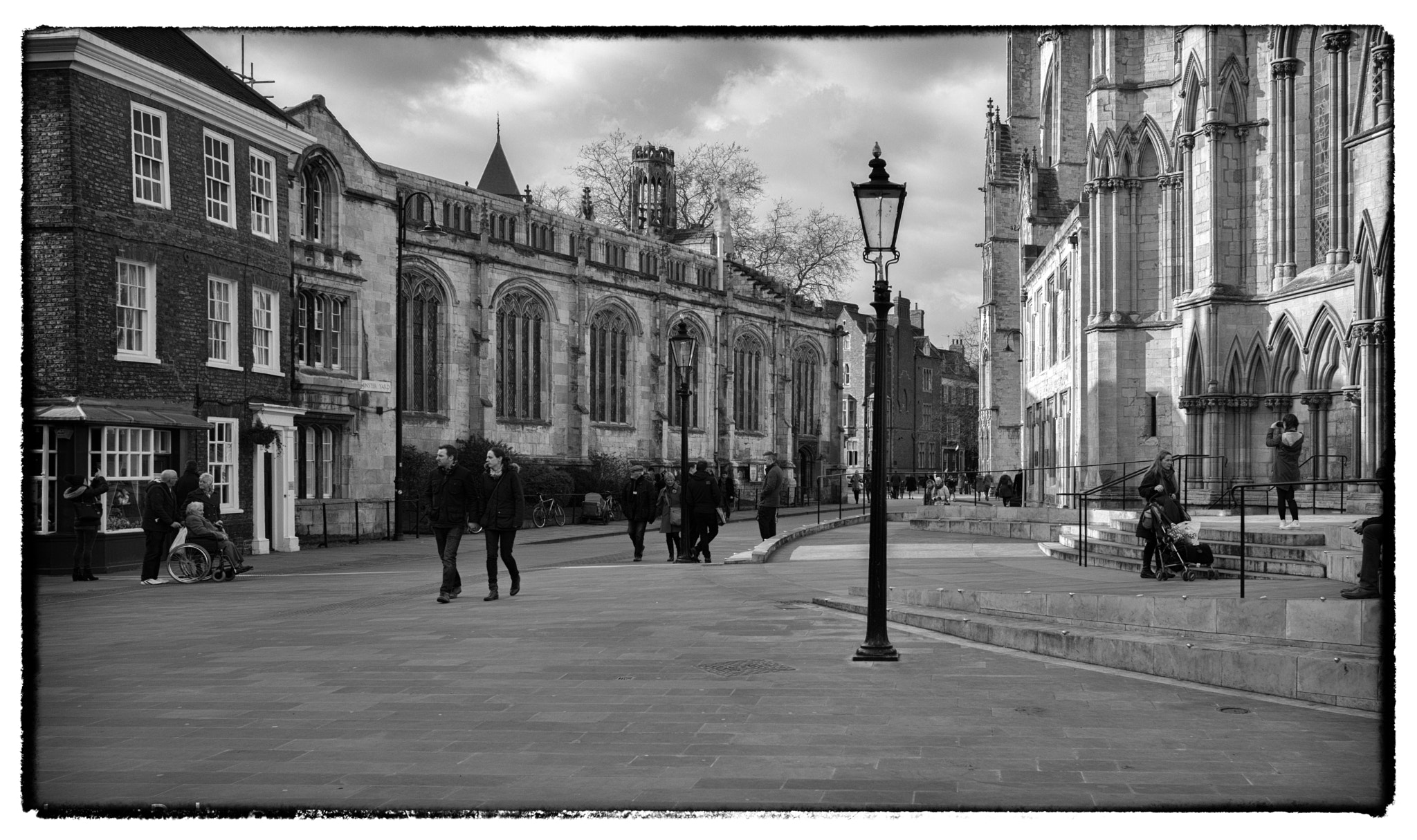 Leica Summarit-M 35mm F2.4 ASPH sample photo. Street photography in york photography