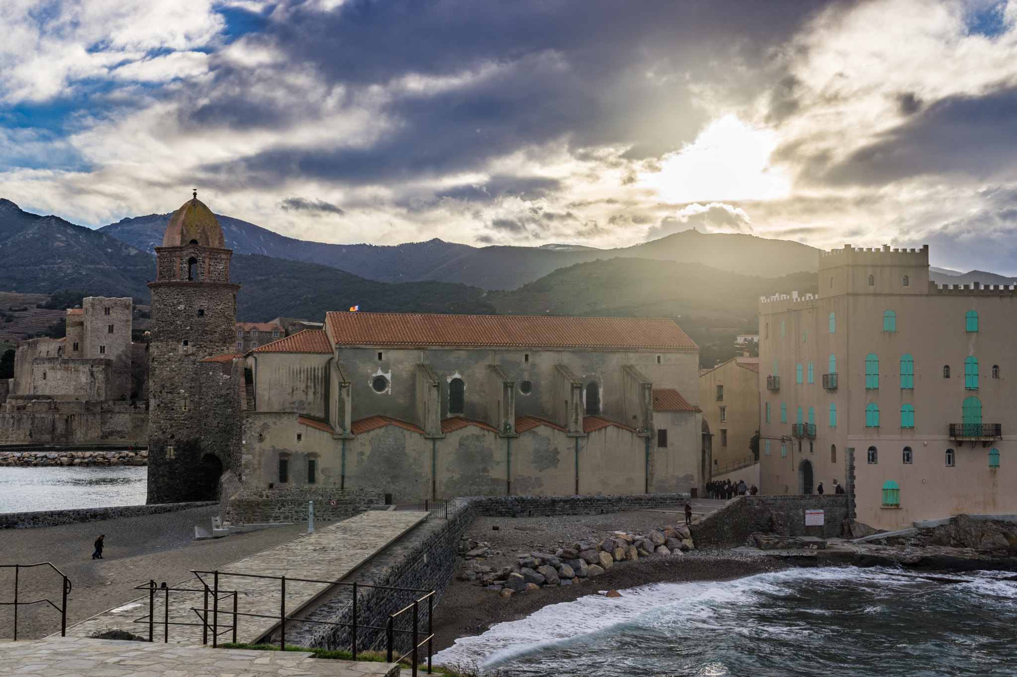 Sony a6000 + Sigma 30mm F2.8 EX DN sample photo. Collioure photography